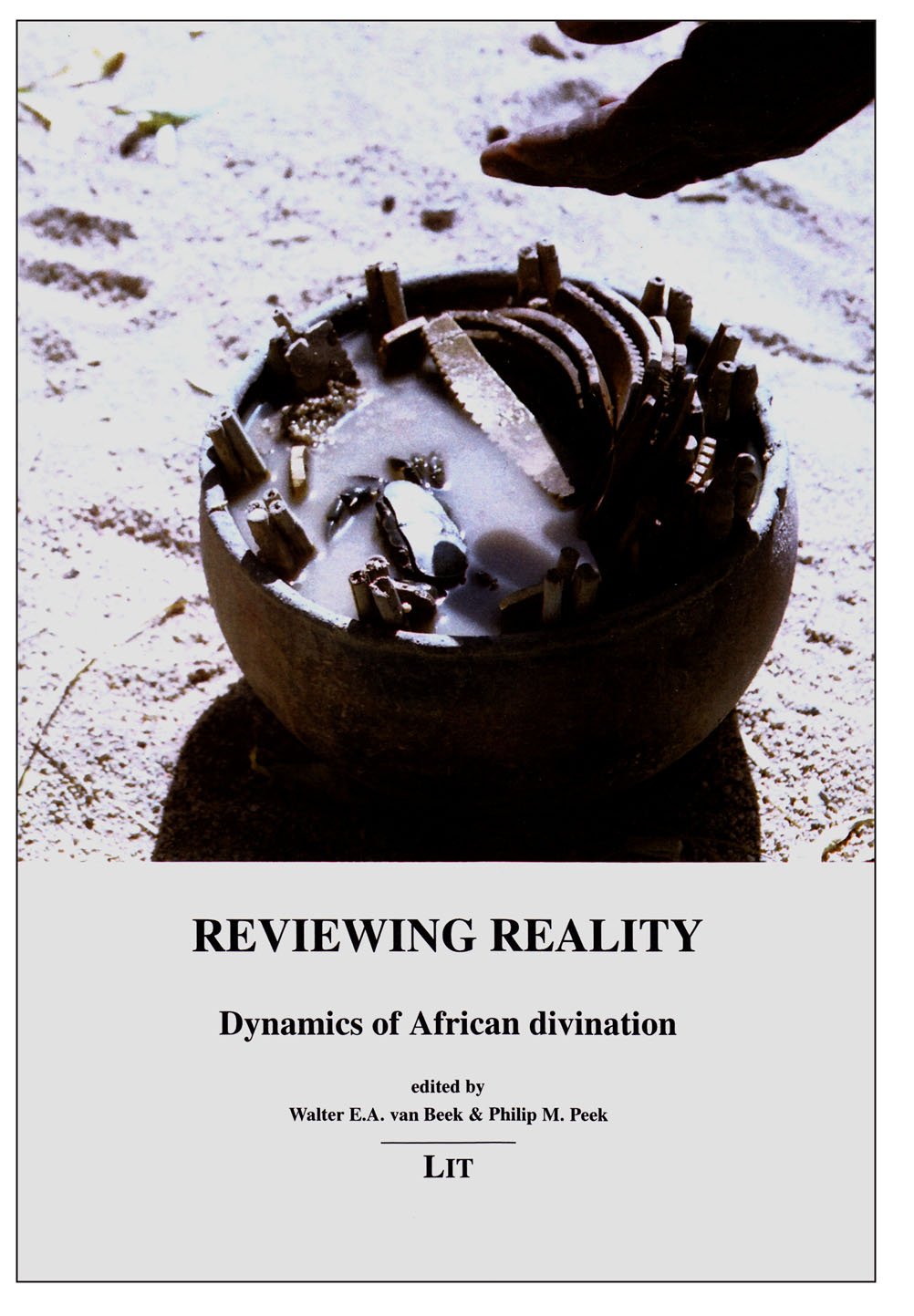 Reviewing Reality: Dynamics of African divination (Afrikanische Studien / African Studies, 50, Band 50) Law