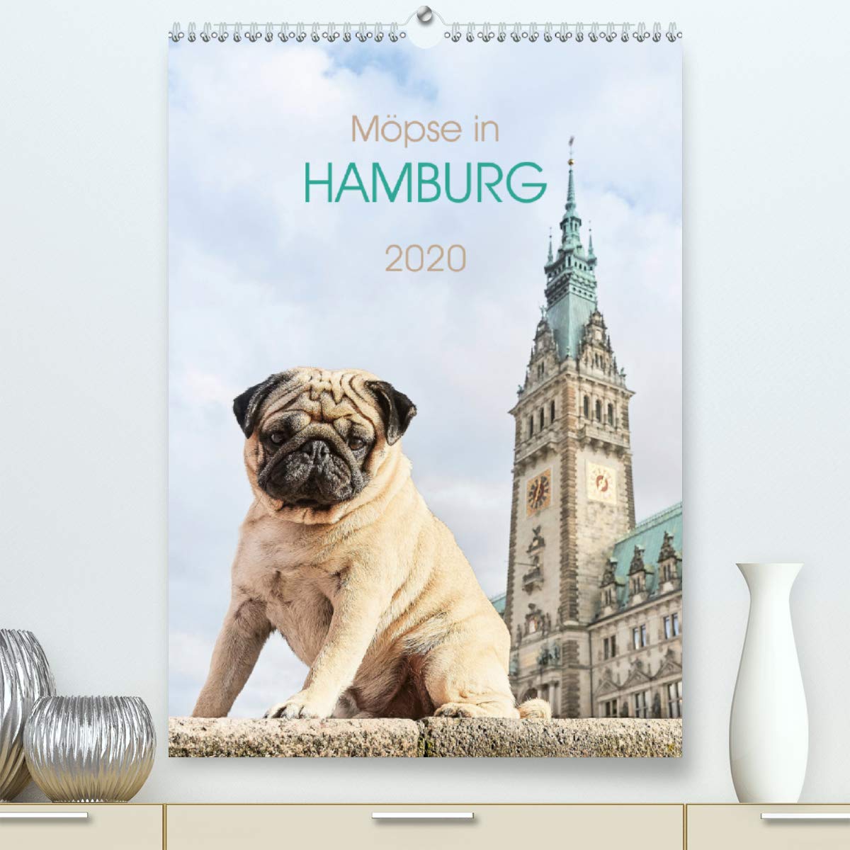 Möpse in Hamburg (Premium, hochwertiger DIN A2 Wandkalender 2020, Kunstdruck in Hochglanz): Sightseeing mit dem Mops in Hamburg (Monatskalender, 14 Seiten ) (CALVENDO Orte) Film, Art & Culture