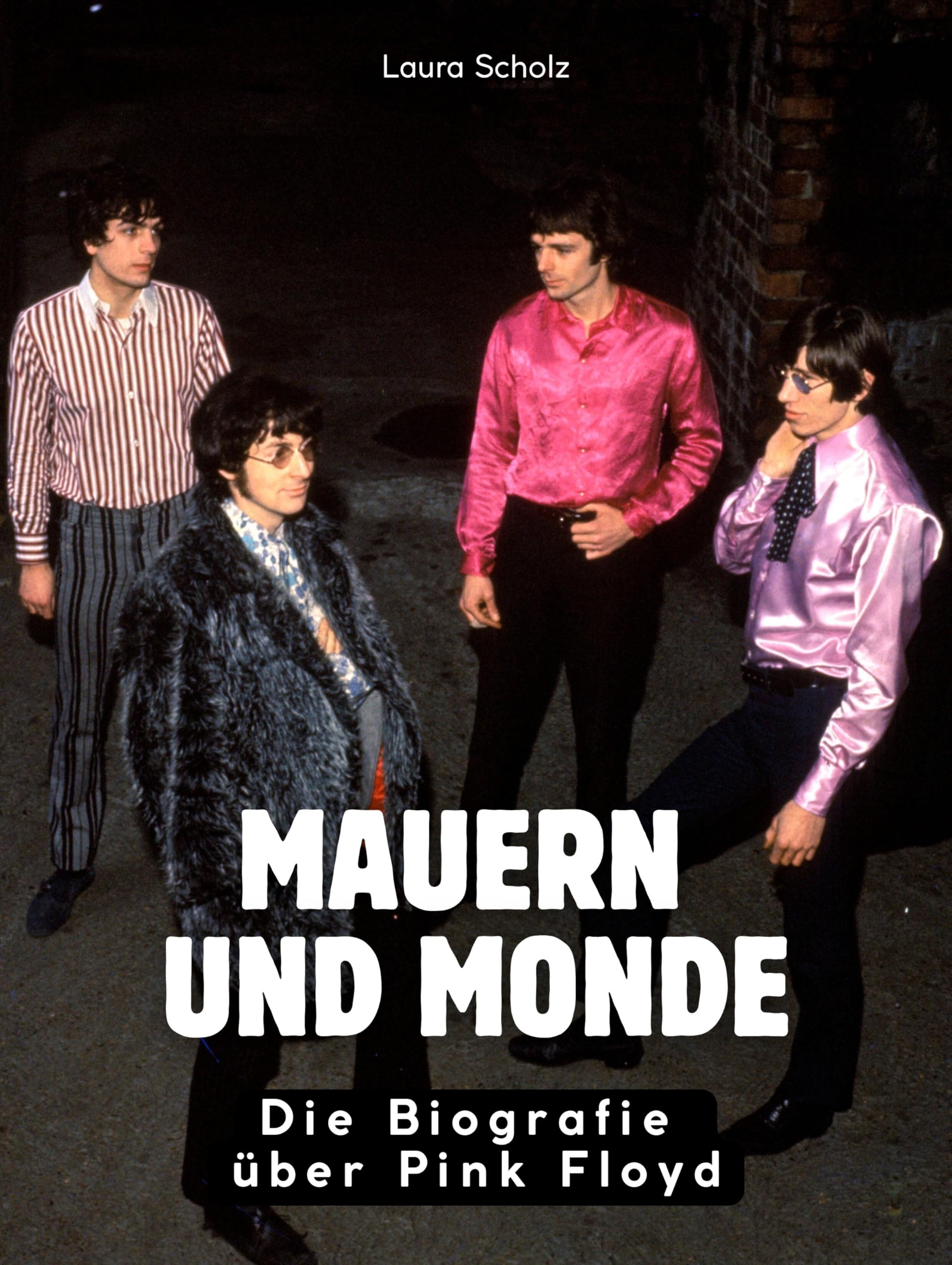 Mauern und Monde Art & Literature