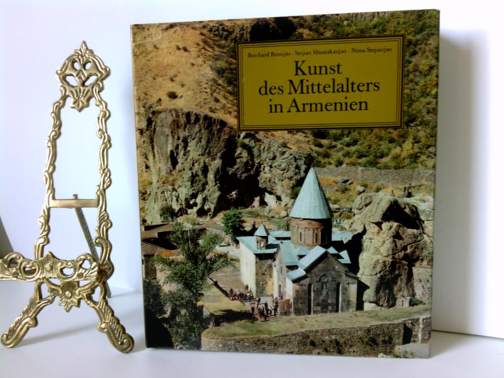 Kunst des Mittelalters in Armenien. Kulturgeschichte, Architektur, Plastik, Wandmalerei, Buchmalerei, Angewandte Kunst Architecture