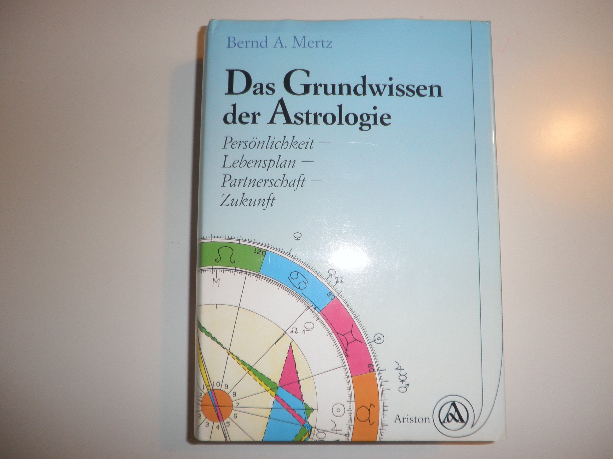 Das Grundwissen der Astrologie. Second hand books on Religion & Esotericism