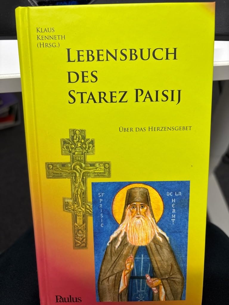 Lebensbuch des Starez Paisij book