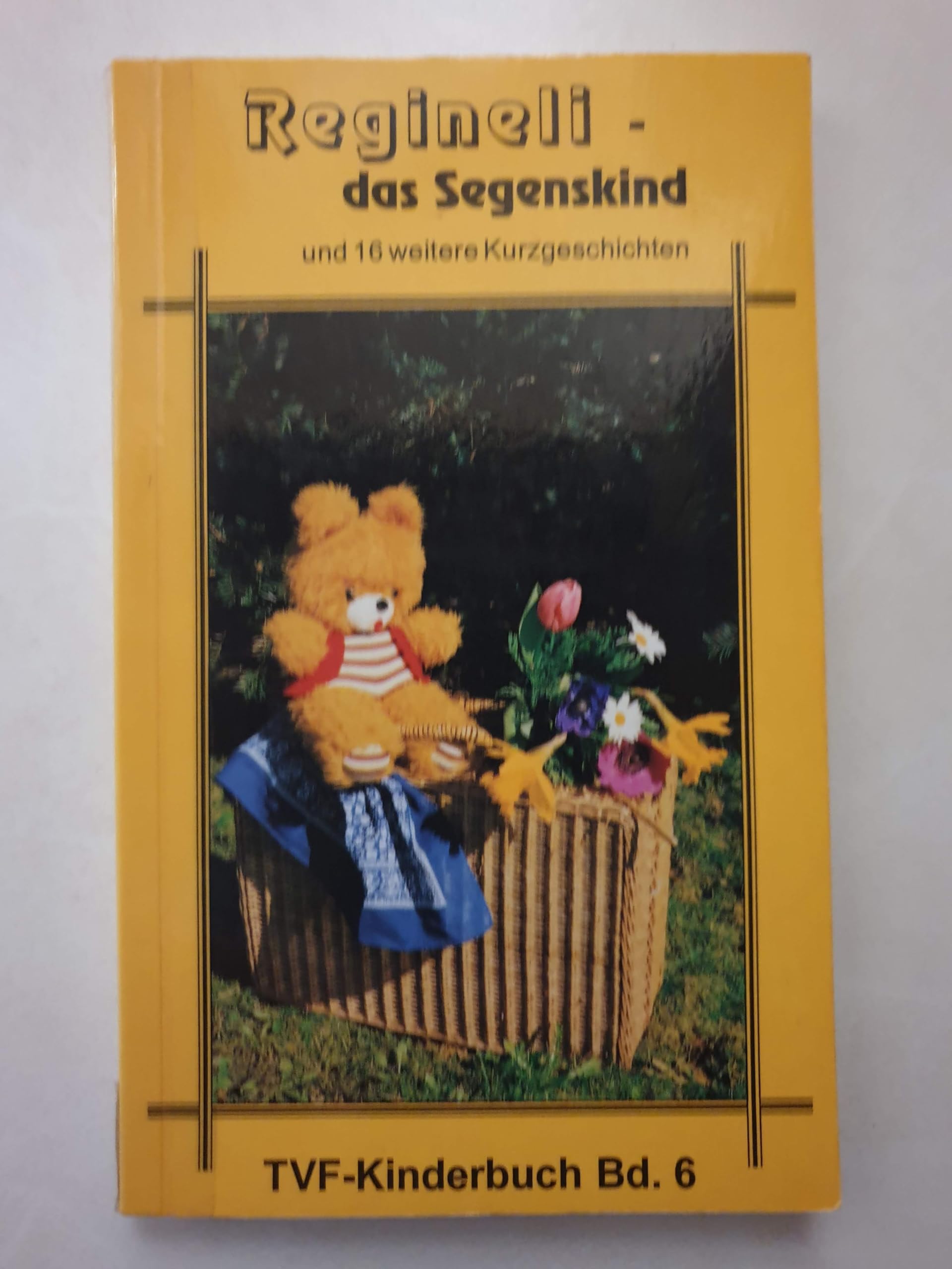 Regineli-das Segenskind und 16 weitere Kurzgeschichten Books
