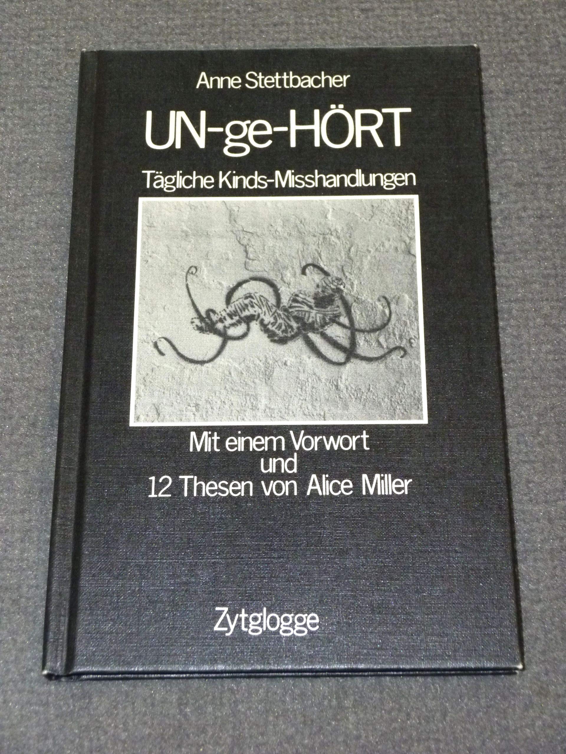 Un-ge-hört: Tägliche Kinds-Misshandlungen Books