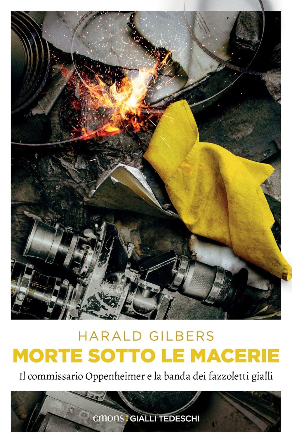 Morte sotto le macerie. Il commissario Oppenheimer e la banda dei fazzoletti gialli book