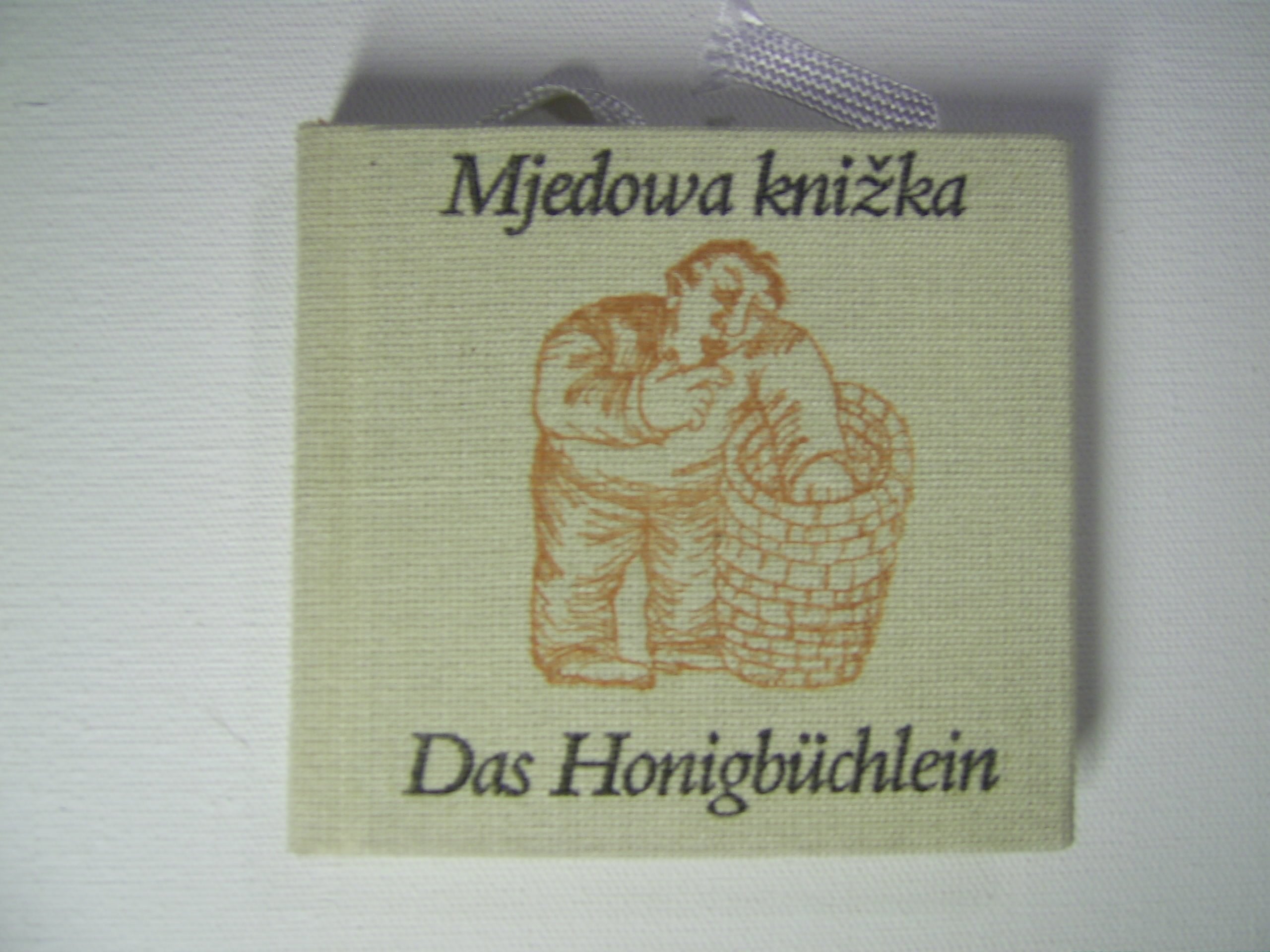 Mjedowa knižka - Das Honigbüchlein. Serbske prislowa - Sorbische Sprichwörter Books