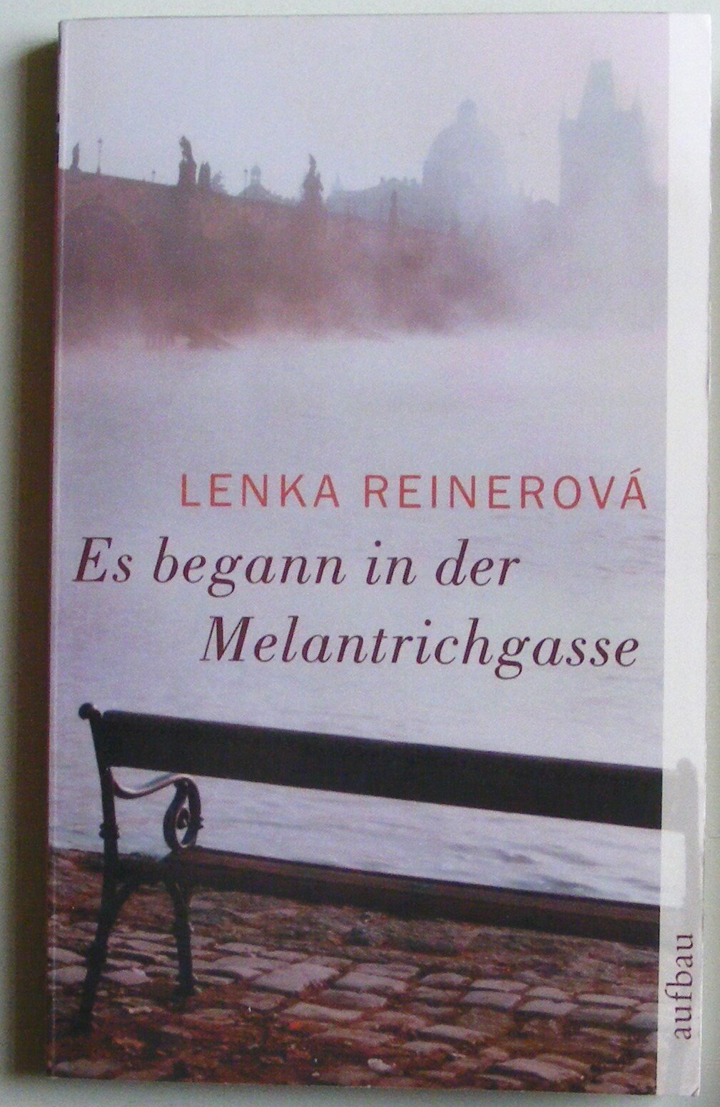 Es begann in der Melantrichgasse: Erinnerungen an Weiskopf, Kisch, Uhse und die Seghers Art & Literature