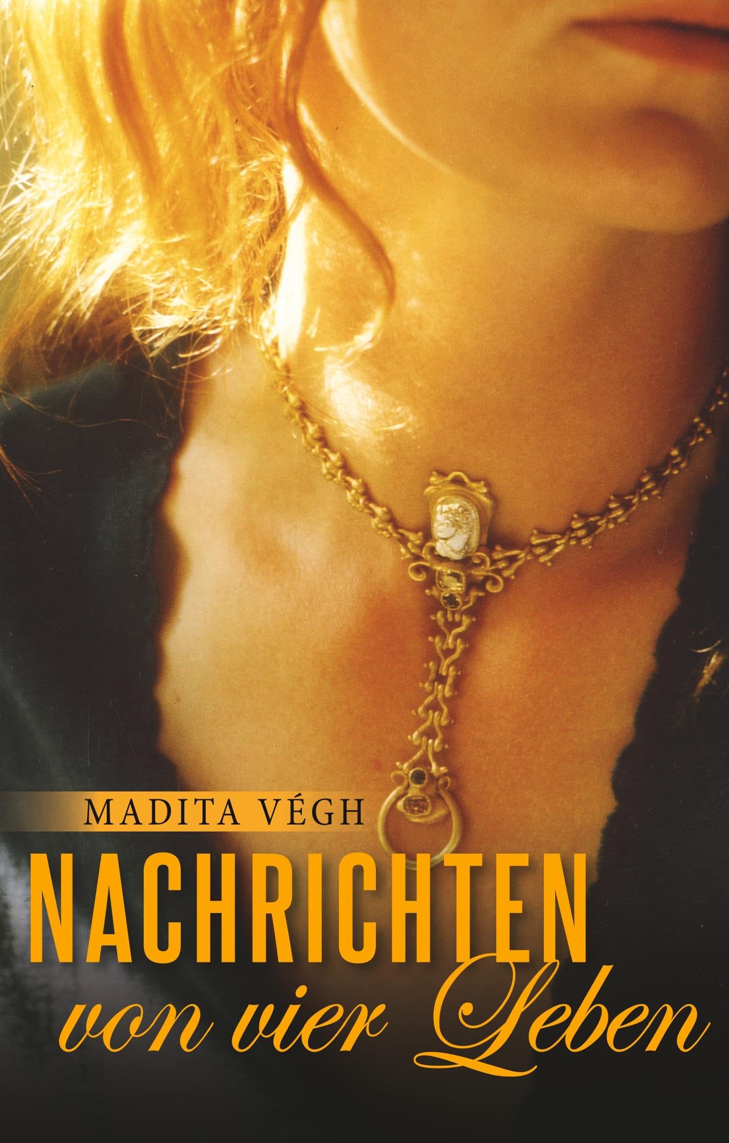 Nachrichten von vier Leben Essays & Short Stories