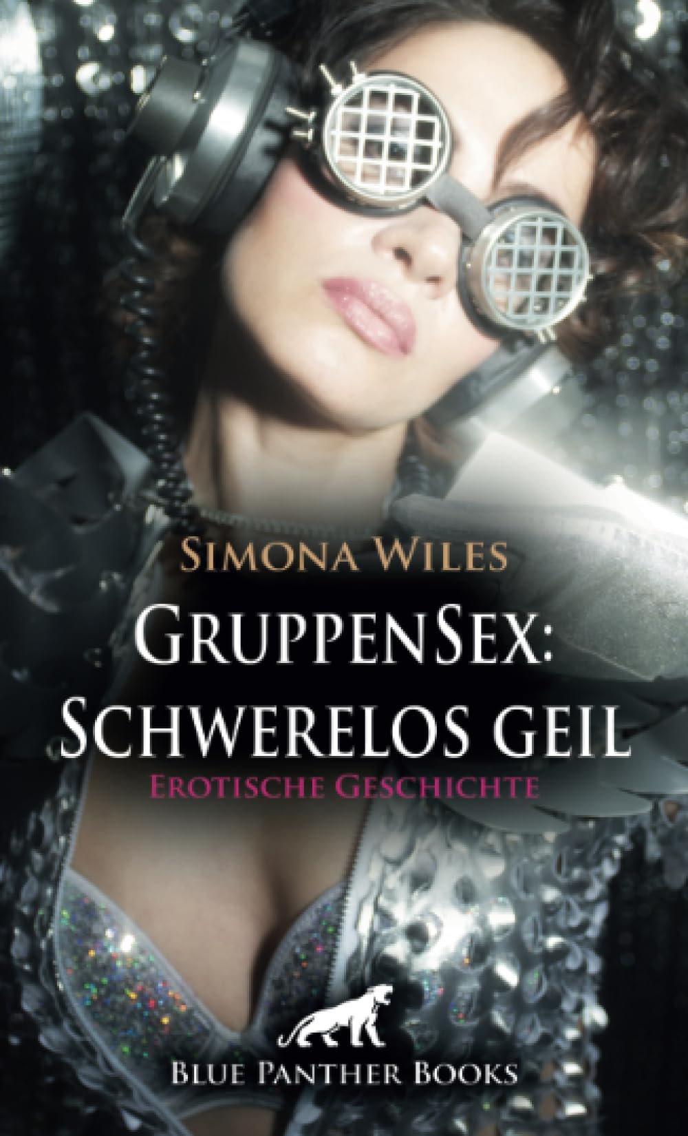 GruppenSex: Schwerelos geil | Erotische Geschichte + 2 weitere Geschichten: Sex im Weltraum - eine gigantische Vorstellung ... (Love, Passion & Sex) Calendars
