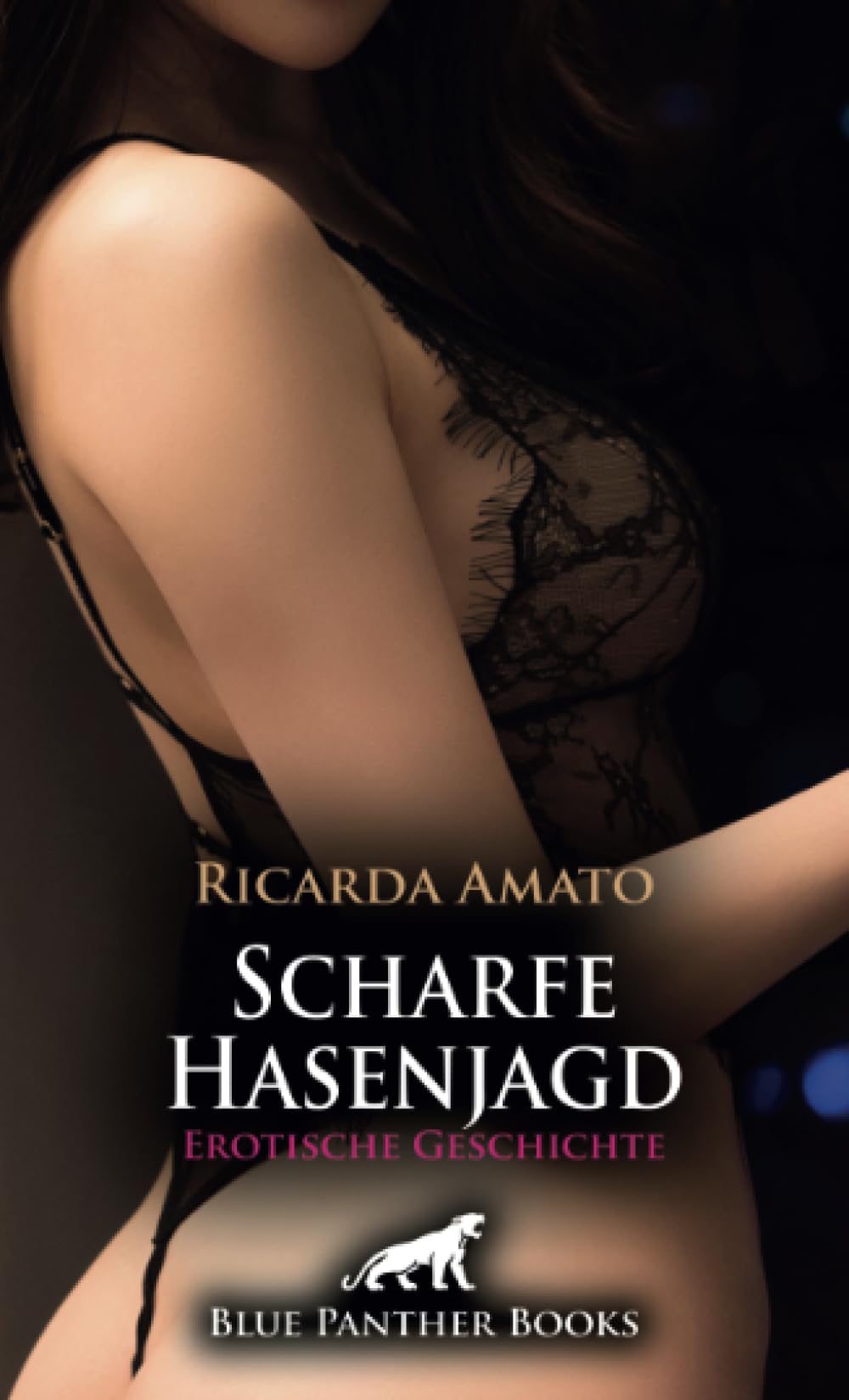 Scharfe Hasenjagd | Erotische Geschichte + 1 weitere Geschichte: Lust in scharfer Verkleidung (Love, Passion & Sex) Calendars