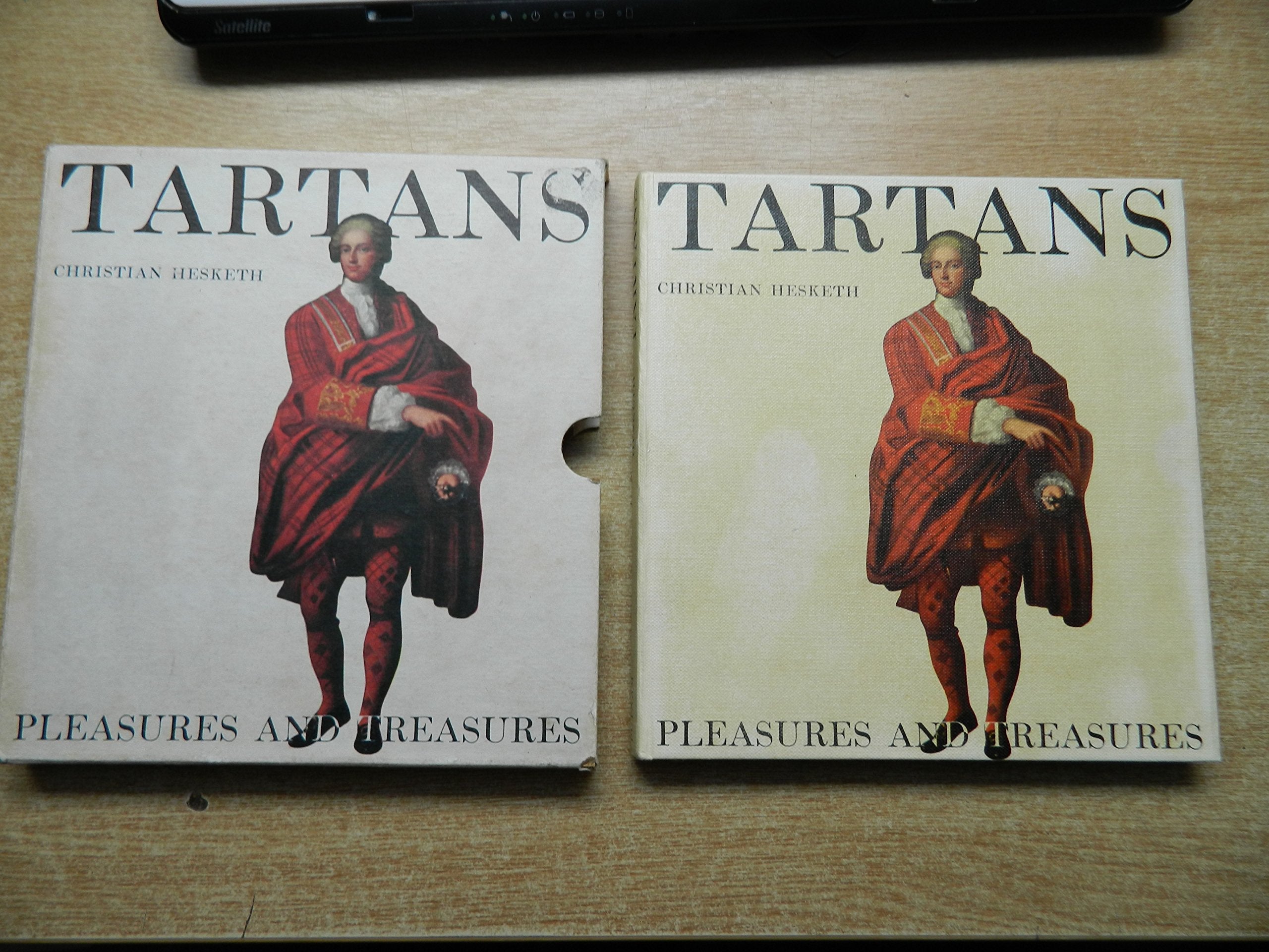 Tartans. Pleasures and Treasures Books