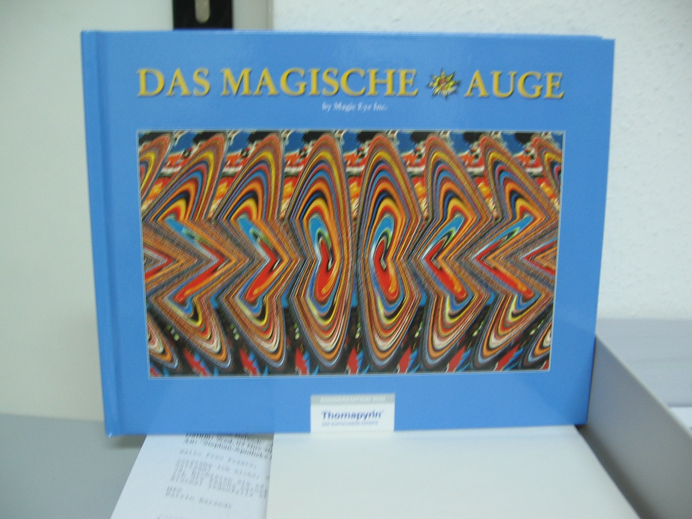Das magische Auge Second-hand books on film, art and culture