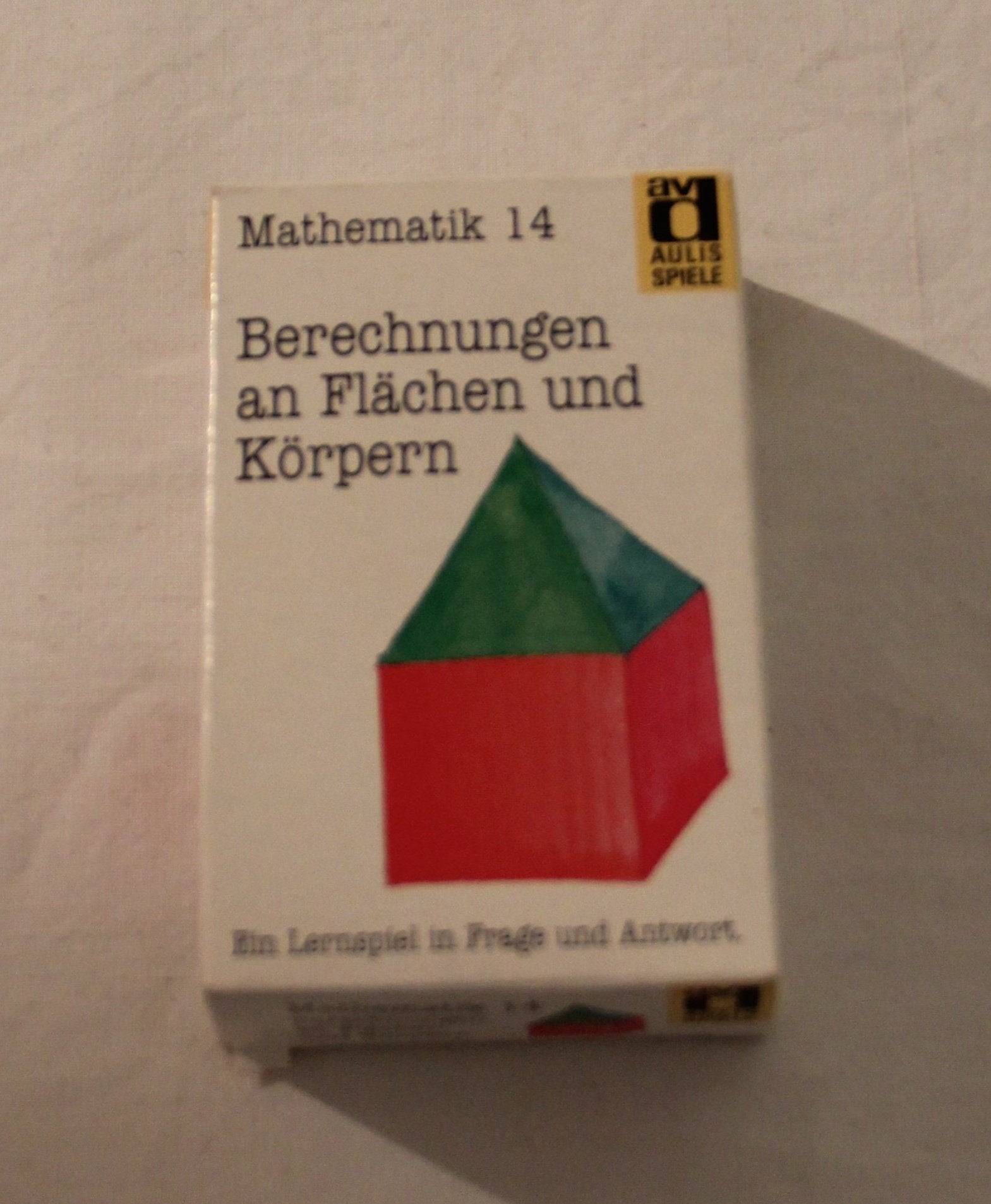 Aulis Kartenspiele. Faltschachtel mit 80 Spielkarten, 1 Spielanleitung und 1 Lösungskarte. Kartenformat 8,9 × 5,7 cm: Aulis Kartenspiele. ... / Berechnungen an Flächen und Körpern - Wirth, Werner book