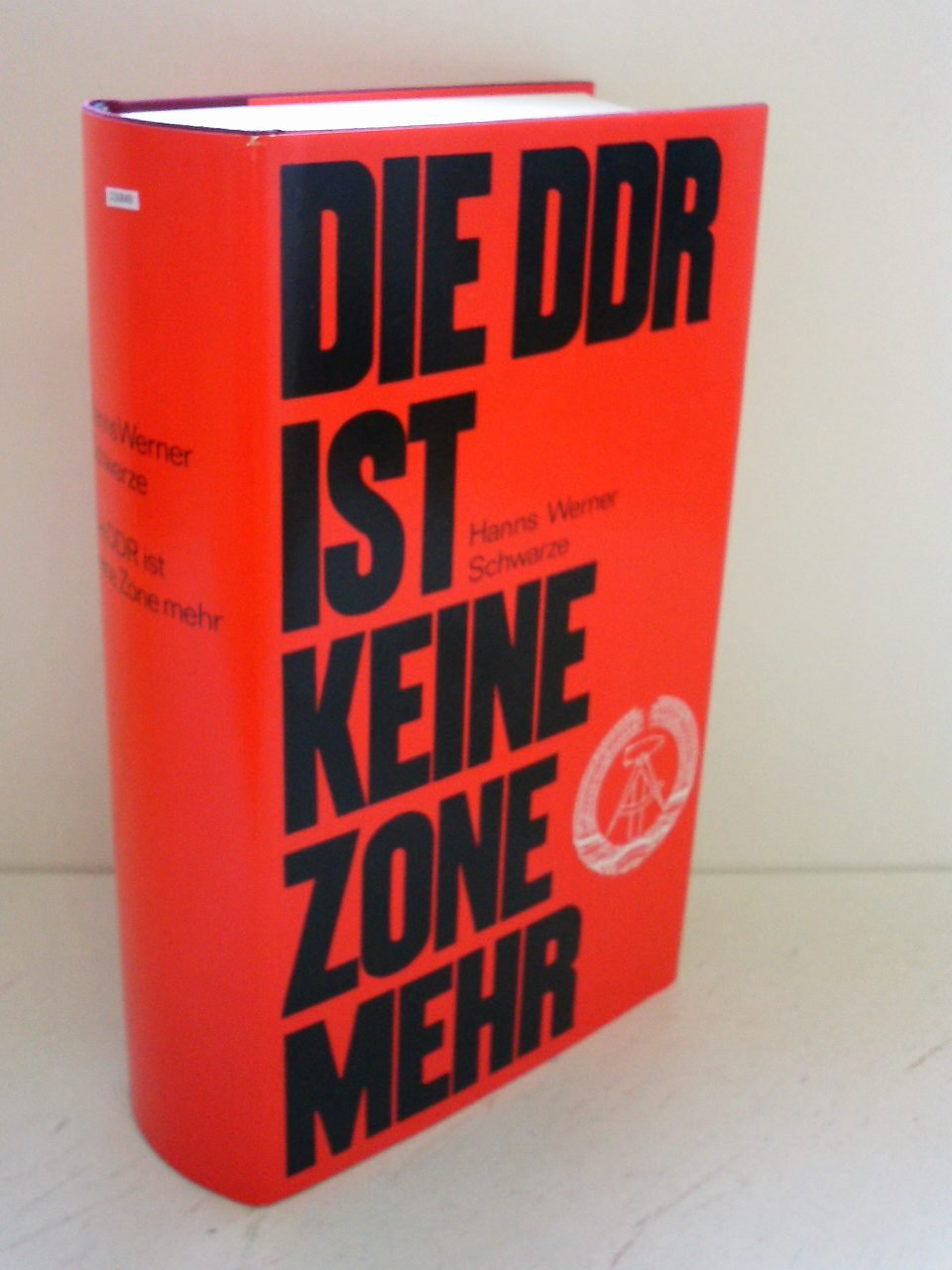 Die DDR ist keine Zone mehr. Books
