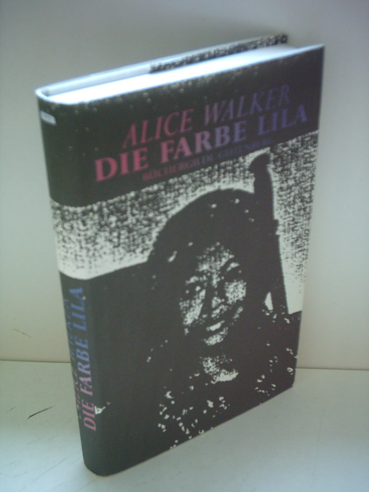 Die Farbe Lila. Roman. Deutsch von Helga Pfetsch. Books