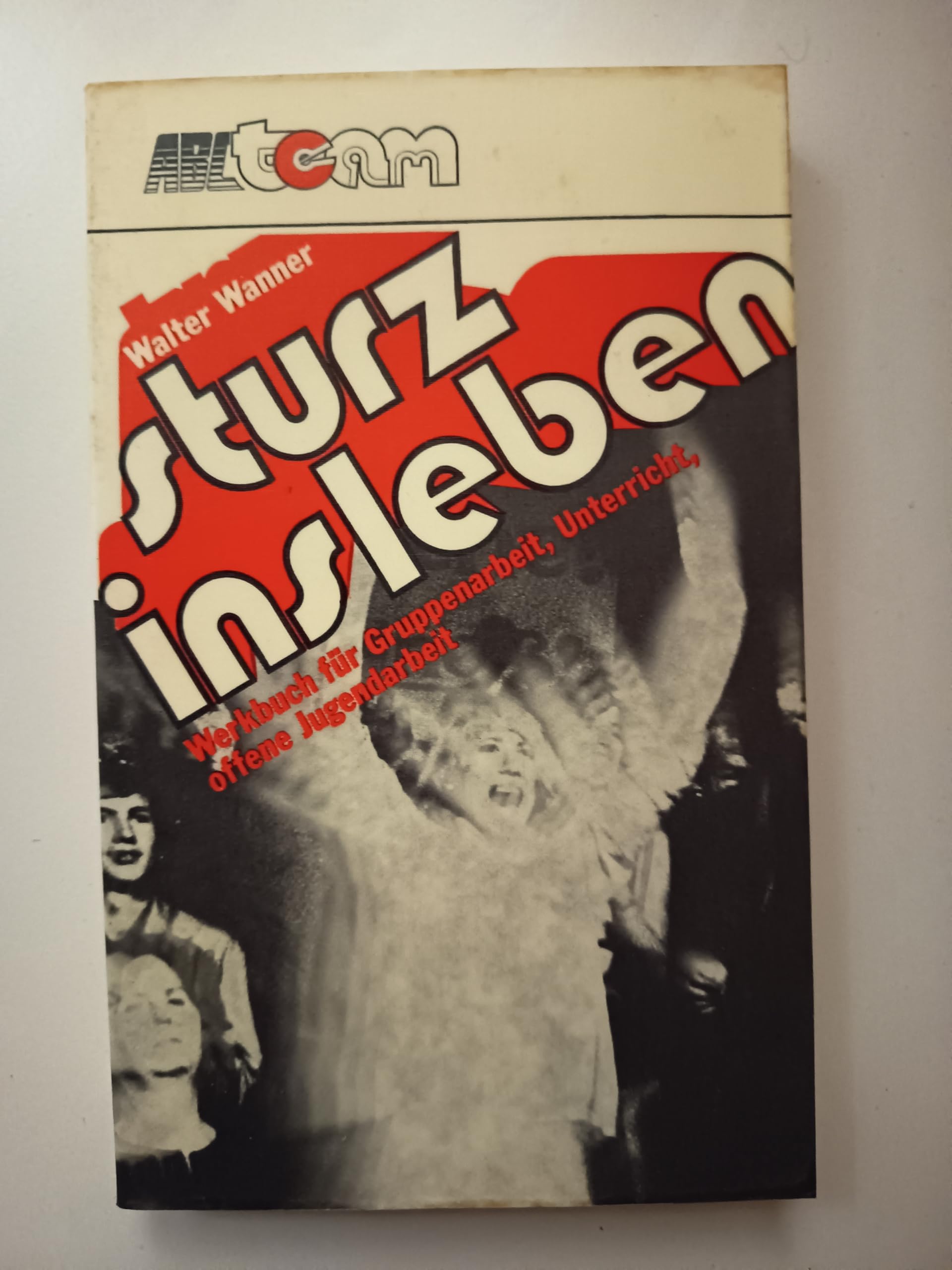 Sturz Ins Leben, Books