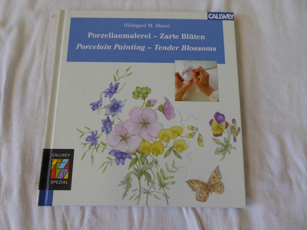Porzellanmalerei - Zarte Blüten /Porcelain Painting - Tender Blossoms: Dt. /Engl. Film, Art & Culture