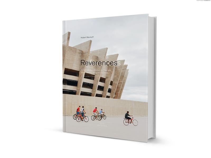 Re(v)erences Architecture