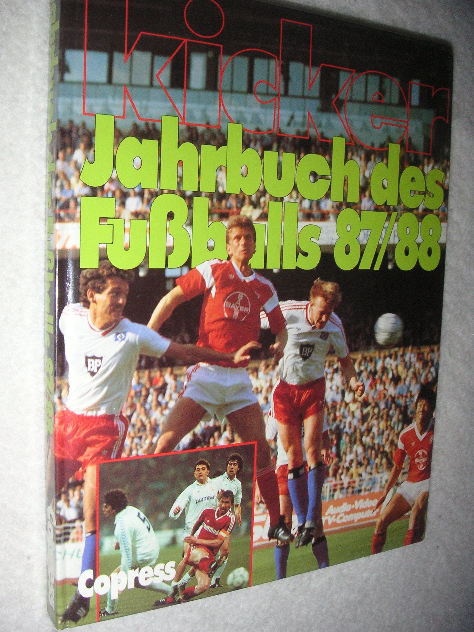 Kicker-Jahrbuch des Fussballs 87/88 - Barthel, Hans D book