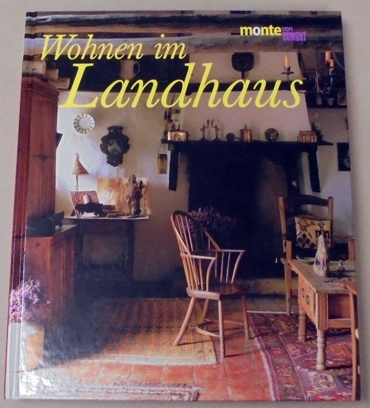 Wohnen im Landhaus (monte von DUMONT) Architecture
