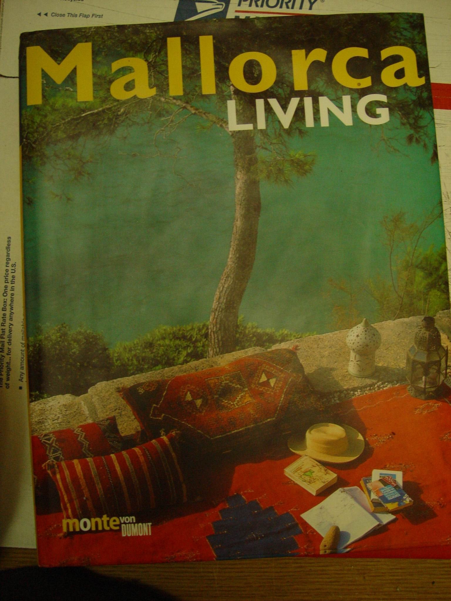 Mallorca Living: Dt. /Engl. (monte von DUMONT) Travel