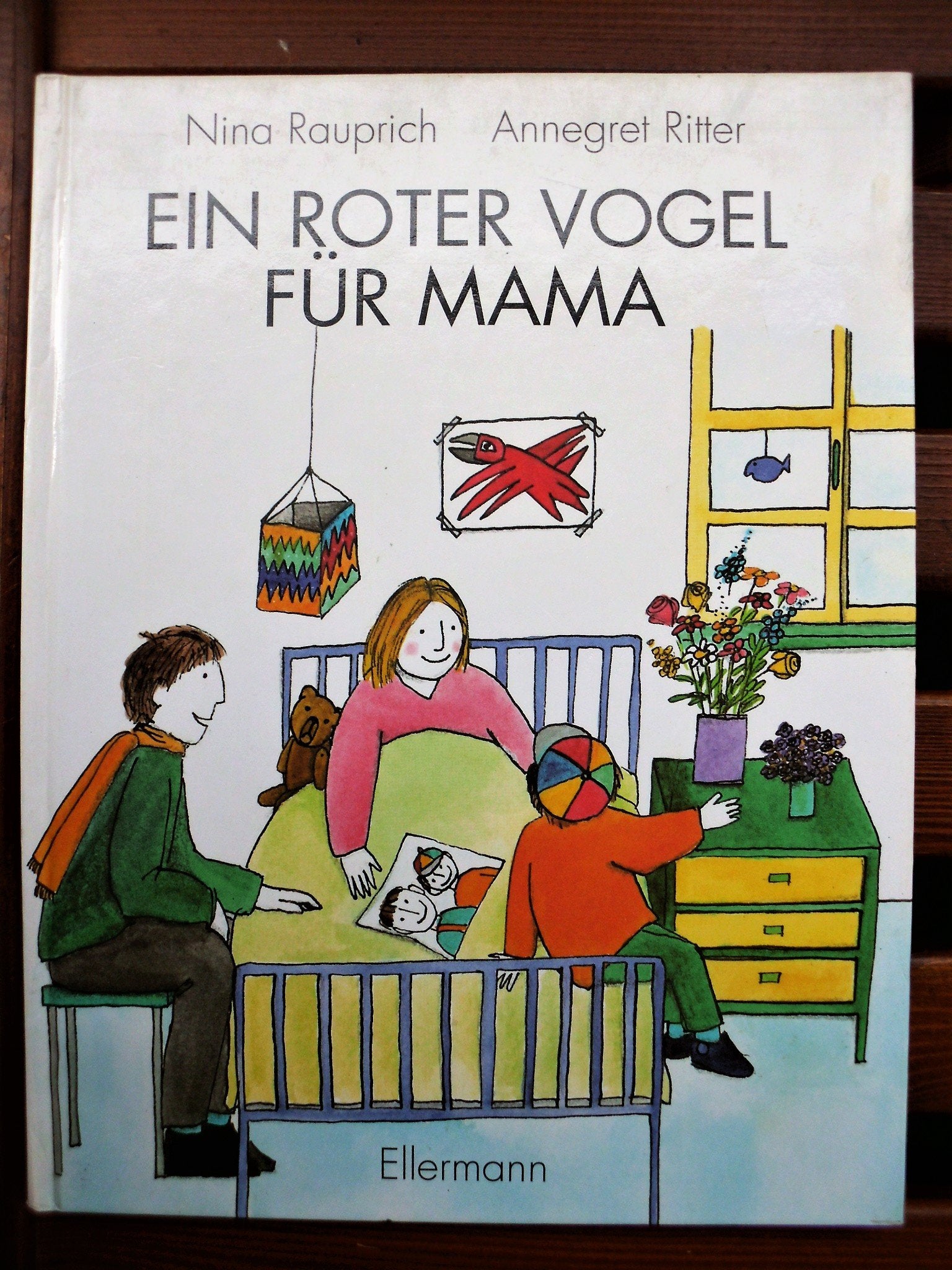 Ein roter Vogel für Mama Books