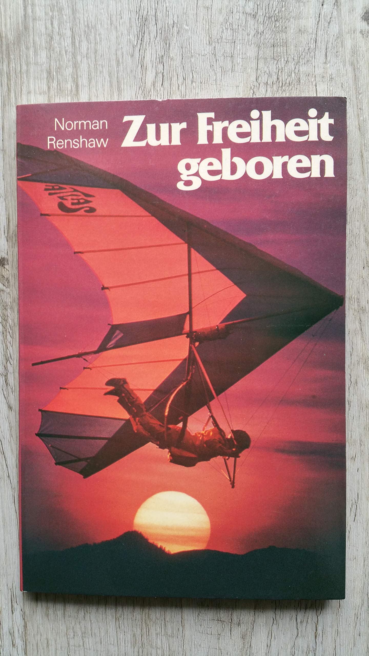 Zur Freiheit geboren Books