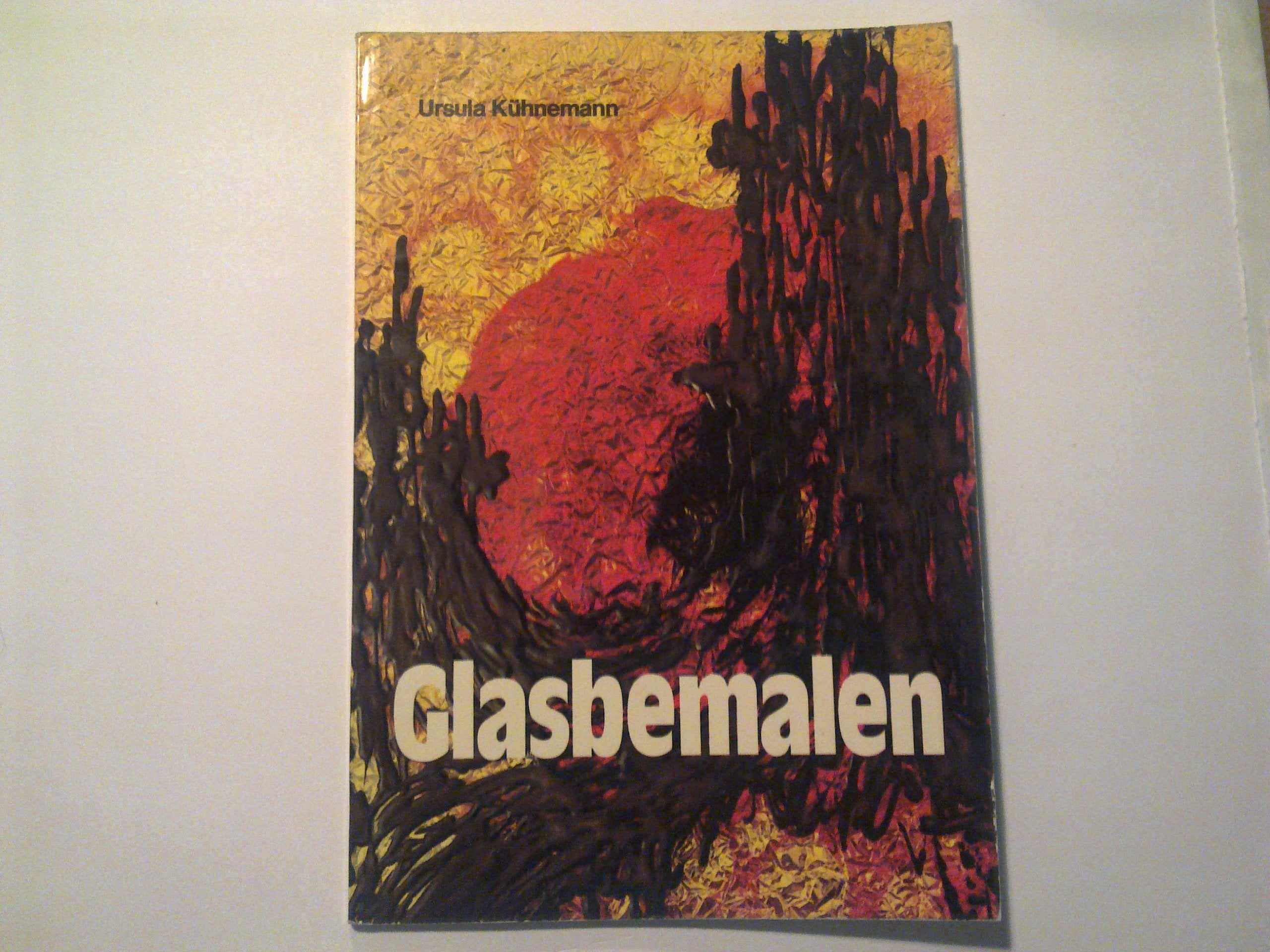 Glasbemalen mit transparenten Farben. Film, Art & Culture
