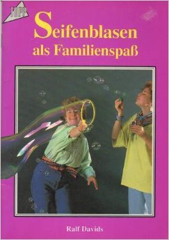 Seifenblasen als Familienspaß. Hobbies & Crafts