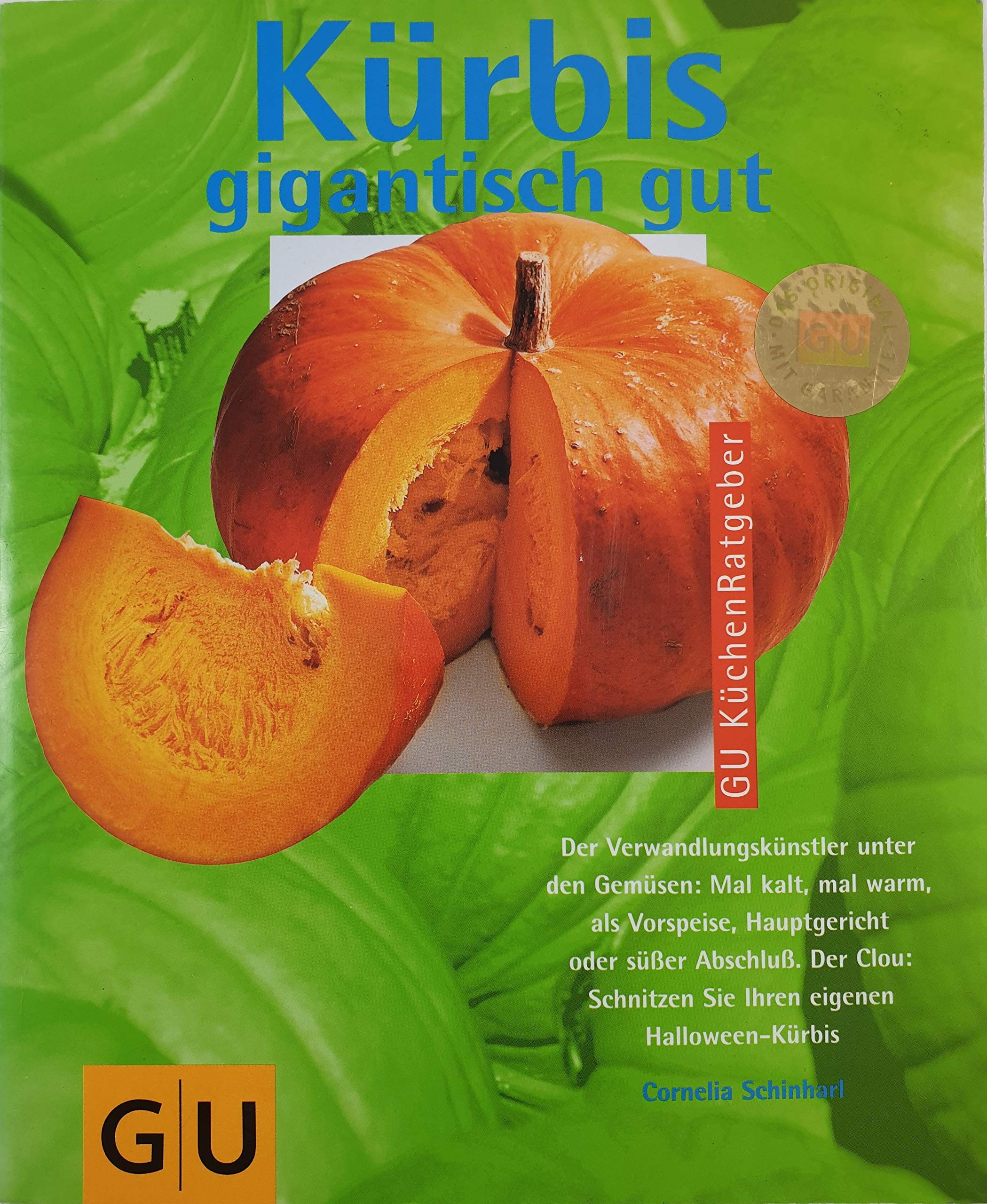 Kürbis gigantisch gut. Der Verwandlungskünstler unter den Gemüsen. Mal kalt, mal warm, als Vorspeise, Hauptgericht oder süsser Abschluss. Der Clou: Schnitzen Sie Ihren eigenen Halloween-Kürbis Cooking & Enjoying