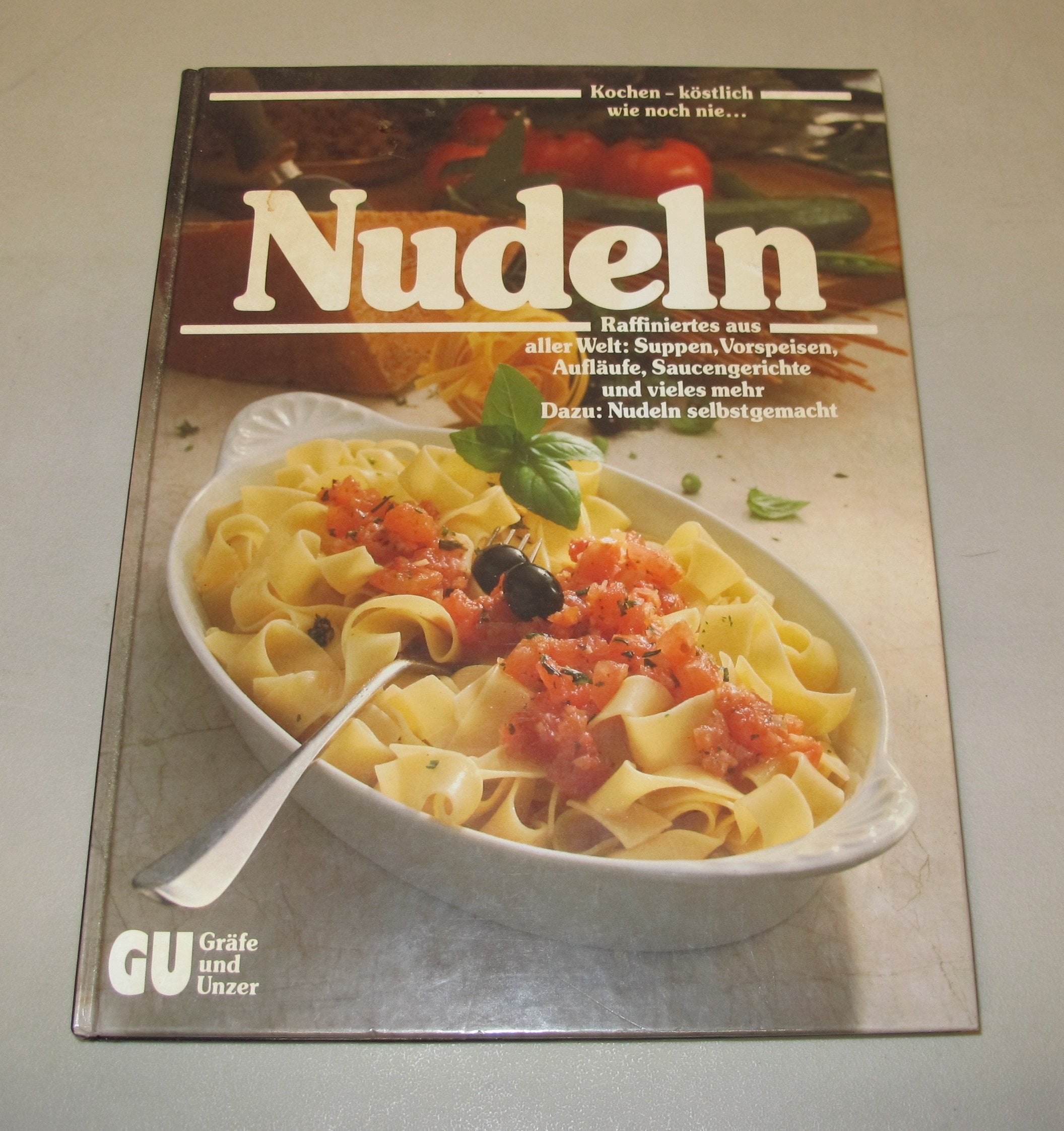 Nudeln Cooking & Enjoying