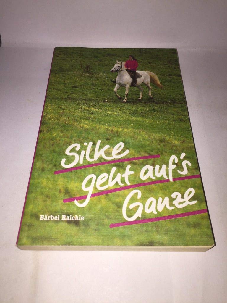Silke vom Reiterhof / Silke geht aufs Ganze: Set mit 5 Titeln (Silke vom Reiterhof: Set mit 5 Titeln) Books