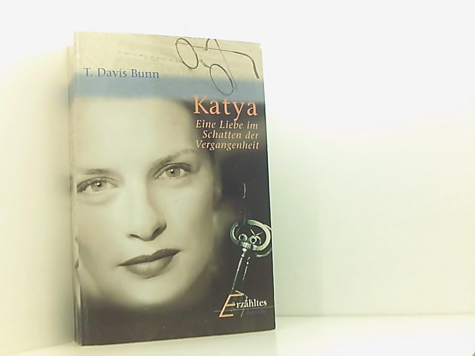 Katya: Eine Liebe im Schatten der Vergangenheit Books