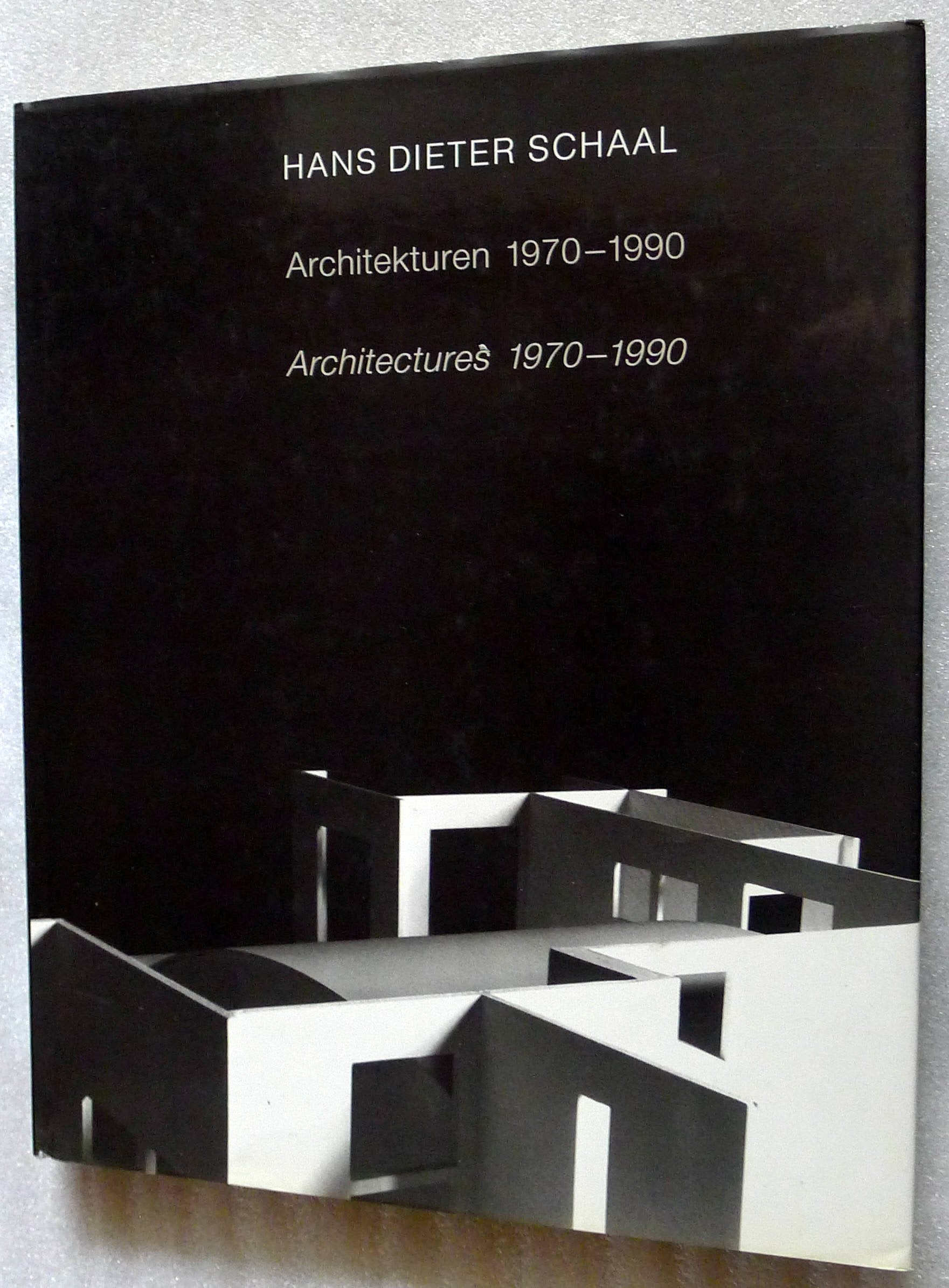 Architekturen 1970-1990 = Architectures 1970-1990 Books