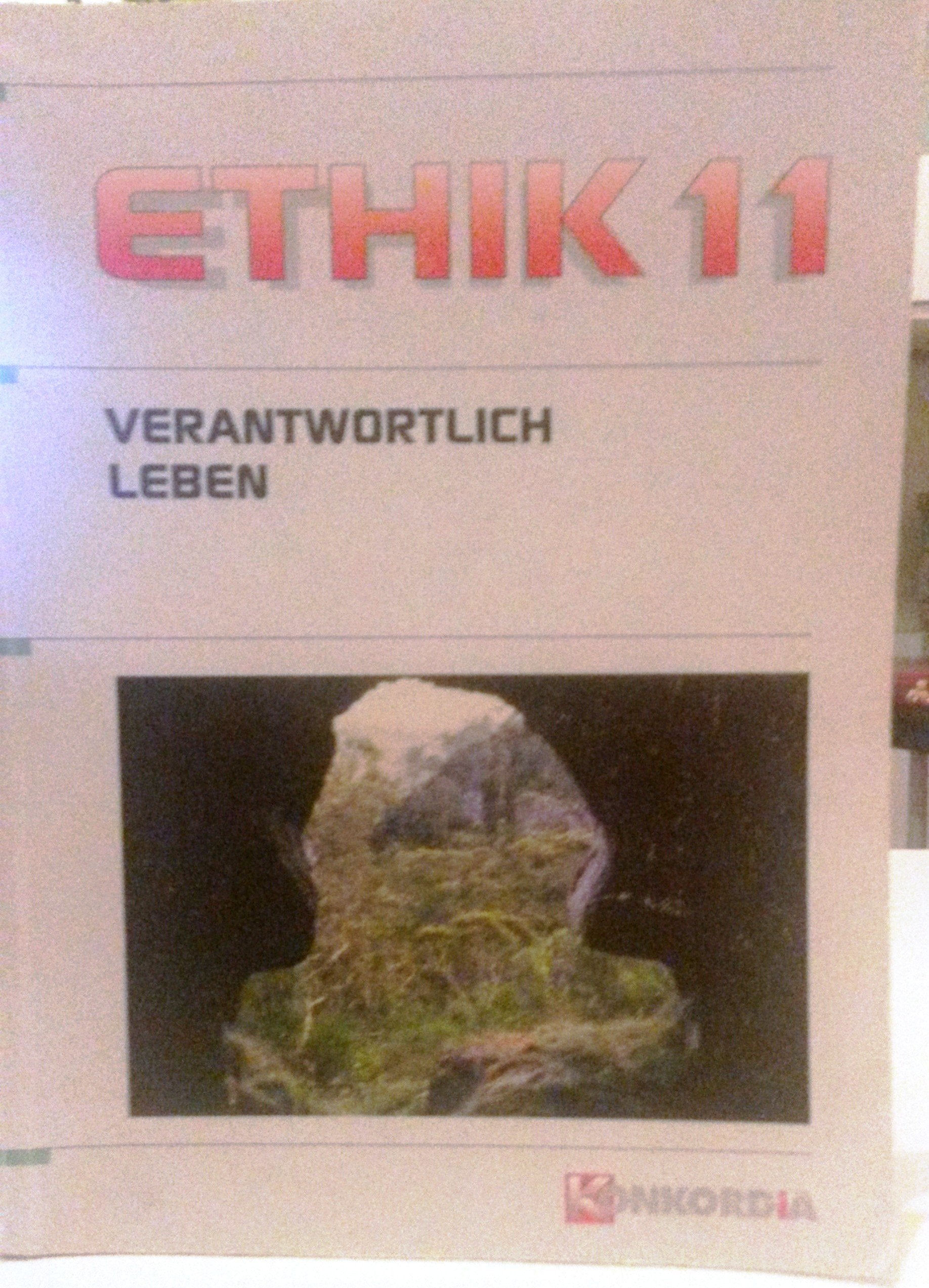 11. Schuljahr, Verantwortlich leben book