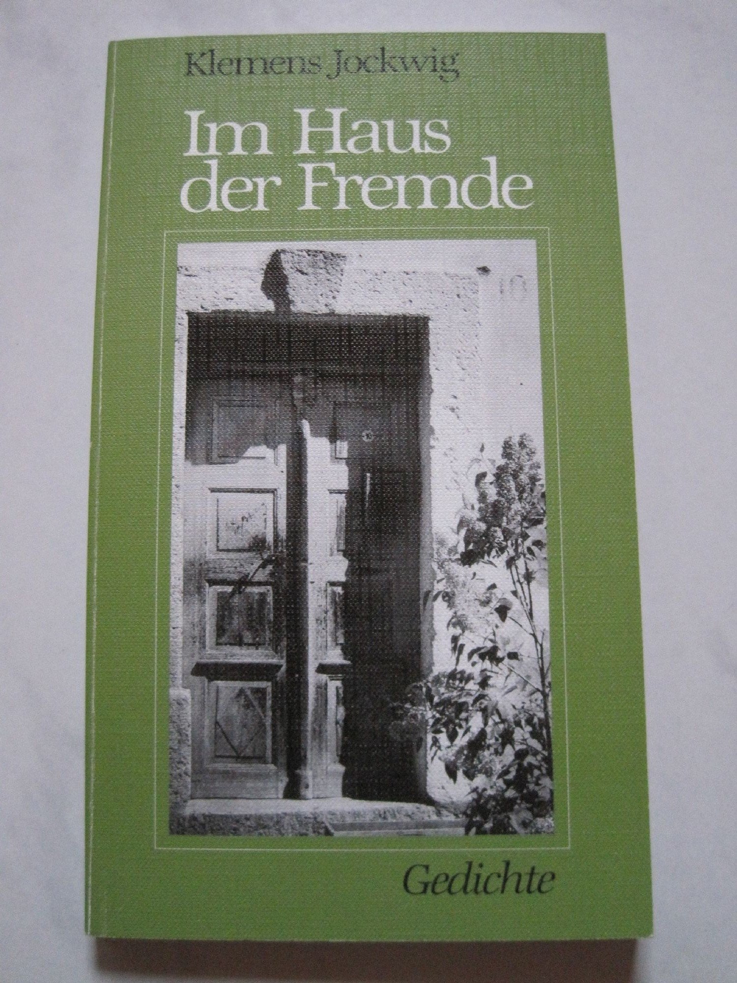 Im Haus der Fremde. Gedichte Books