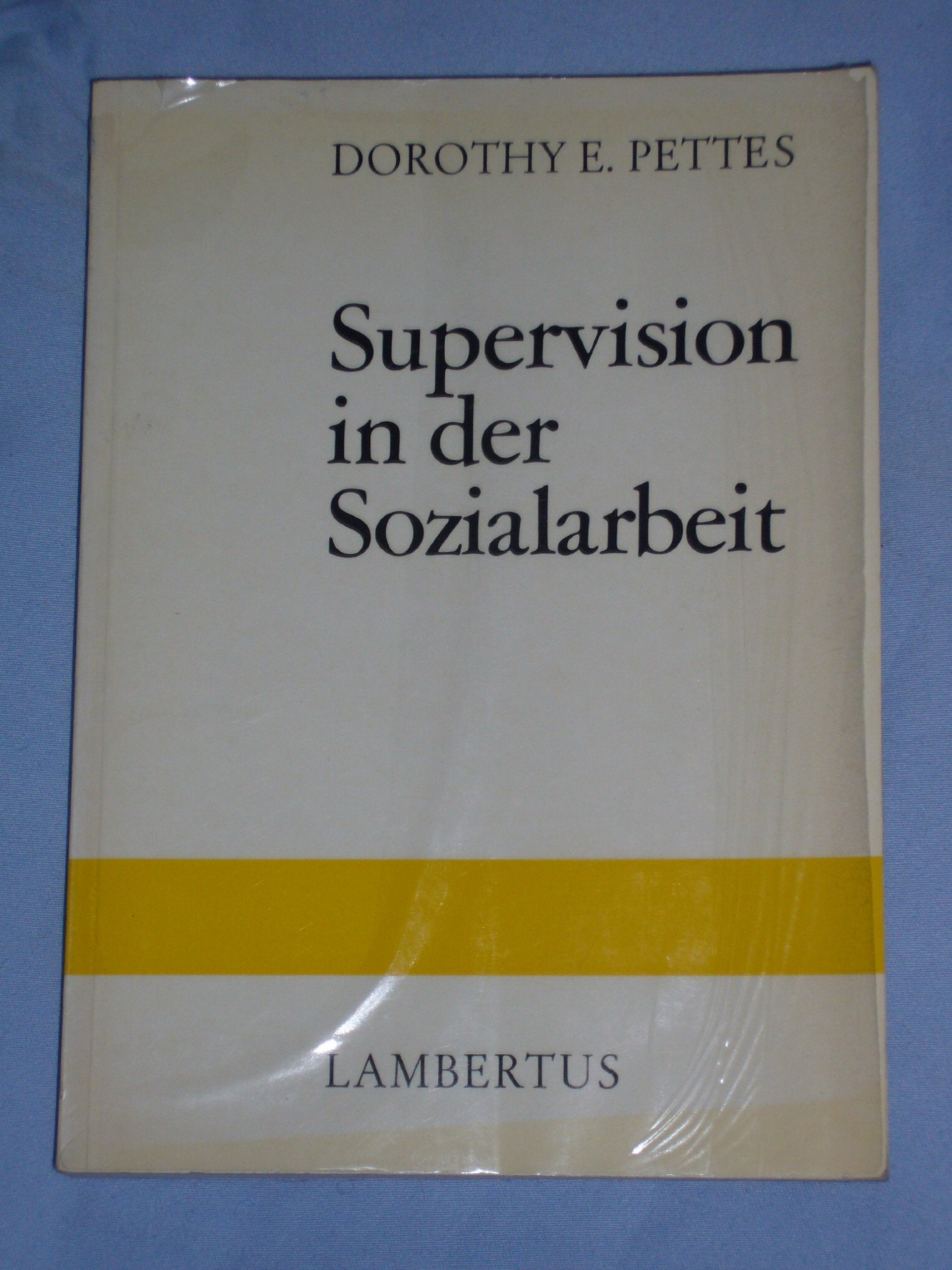 Supervision in der Sozialarbeit Books
