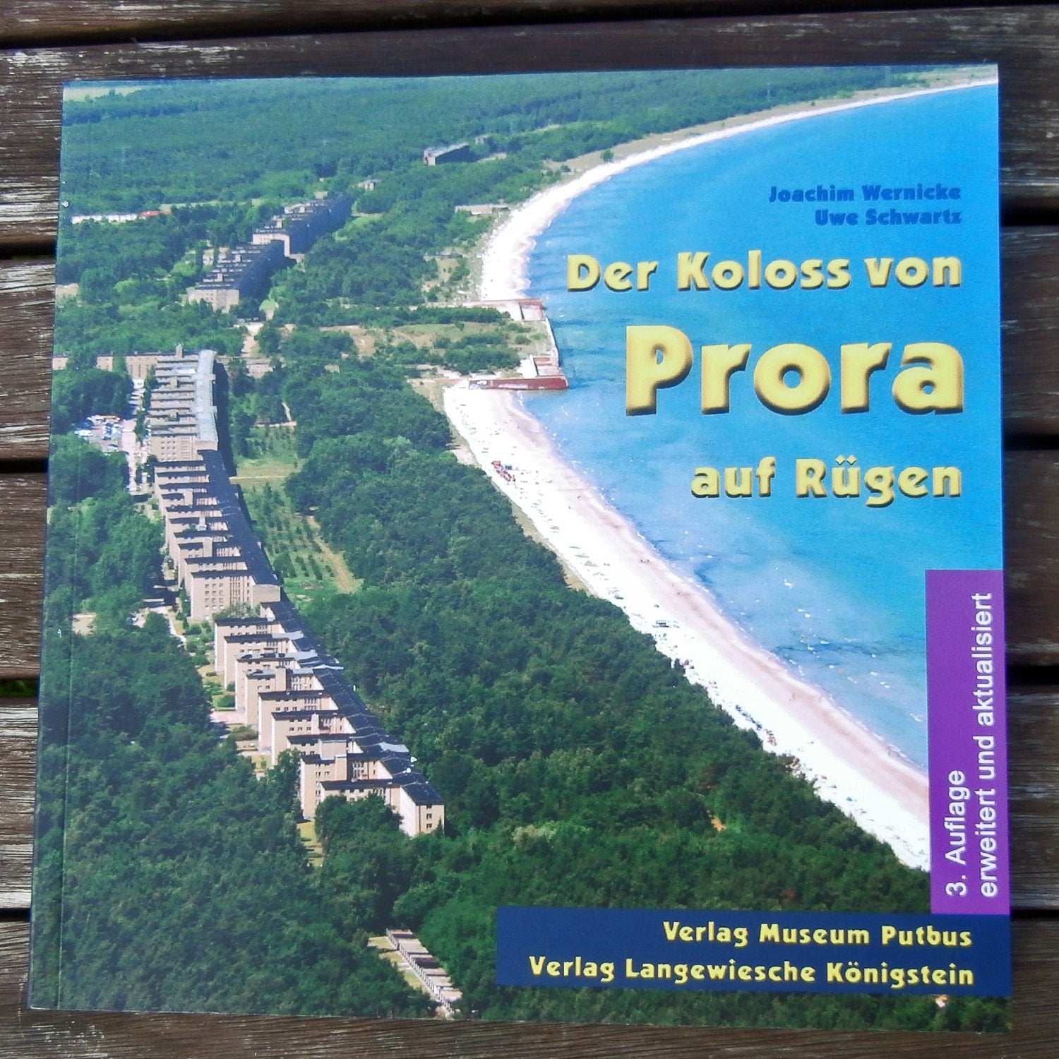 Der Koloss von Prora auf Rügen: gestern – heute – morgen (Die Blauen Bücher) Architecture