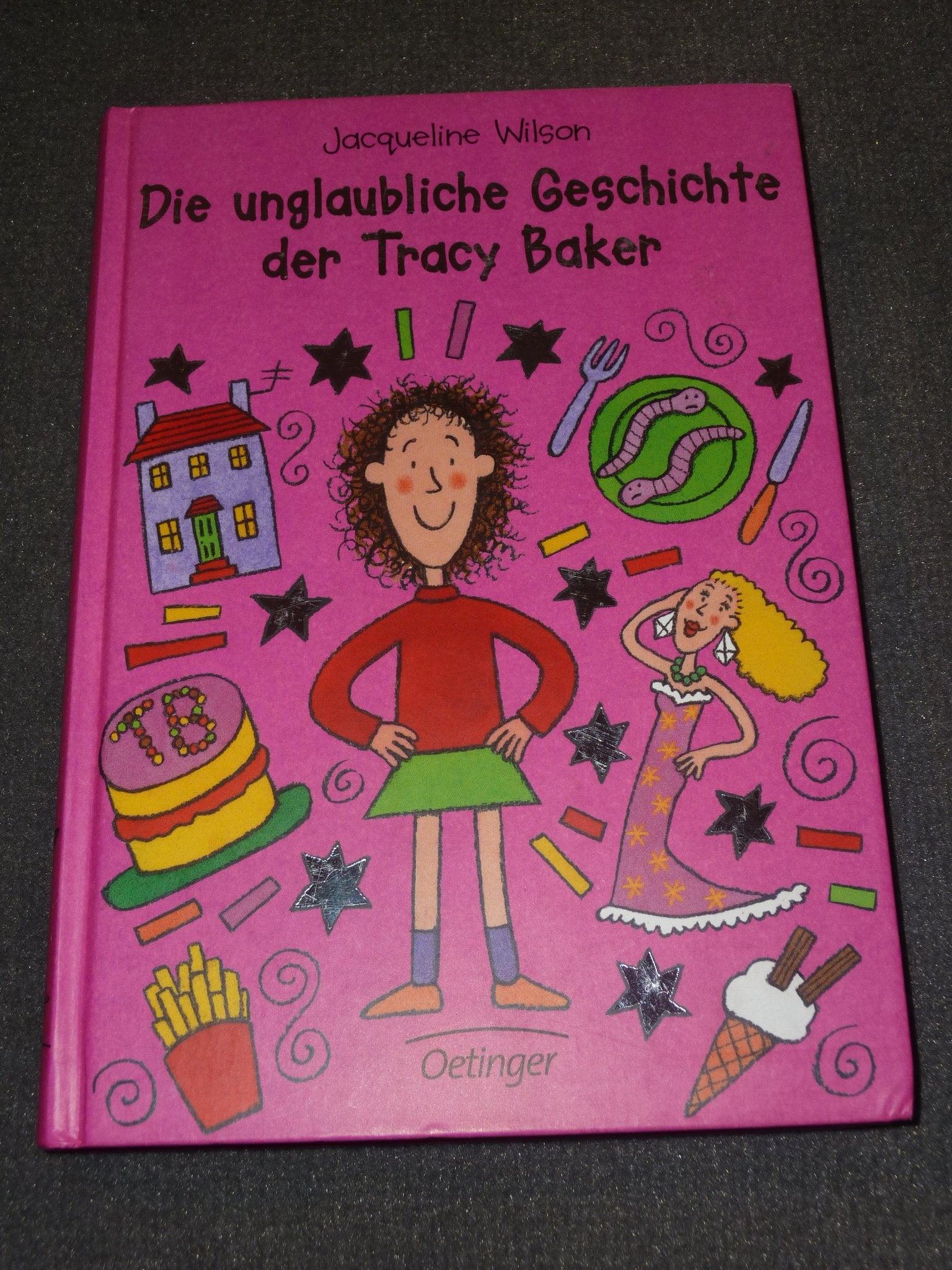 Die unglaubliche Geschichte der Tracy Baker Parents & Children