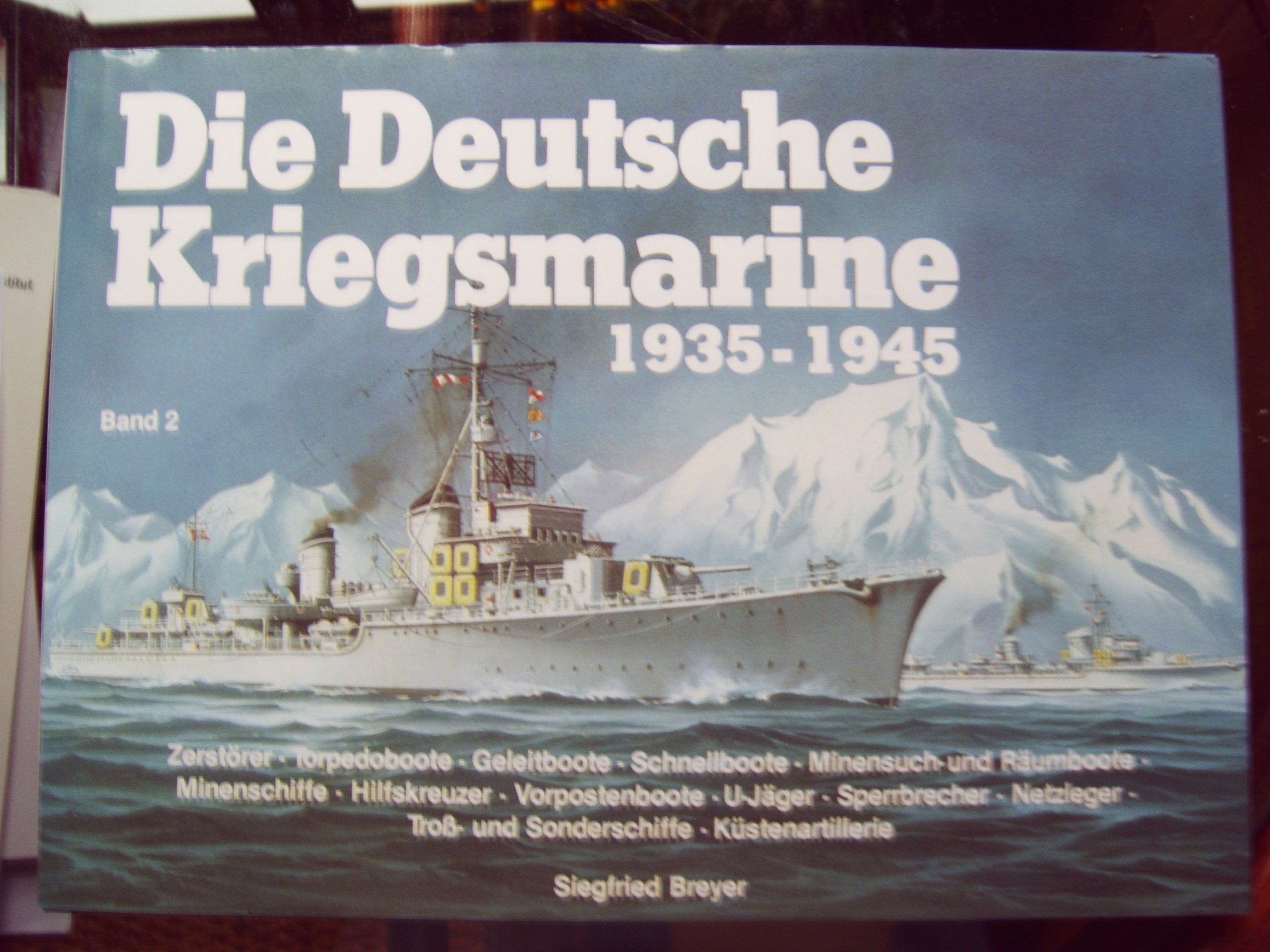 Die Deutsche Kriegsmarine 1935-1945, Band 2: Zerstörer, Torpedoboote, kleine Kampfeinheiten, Hilfsschiffe, Küstenartillerie Film, Art & Culture