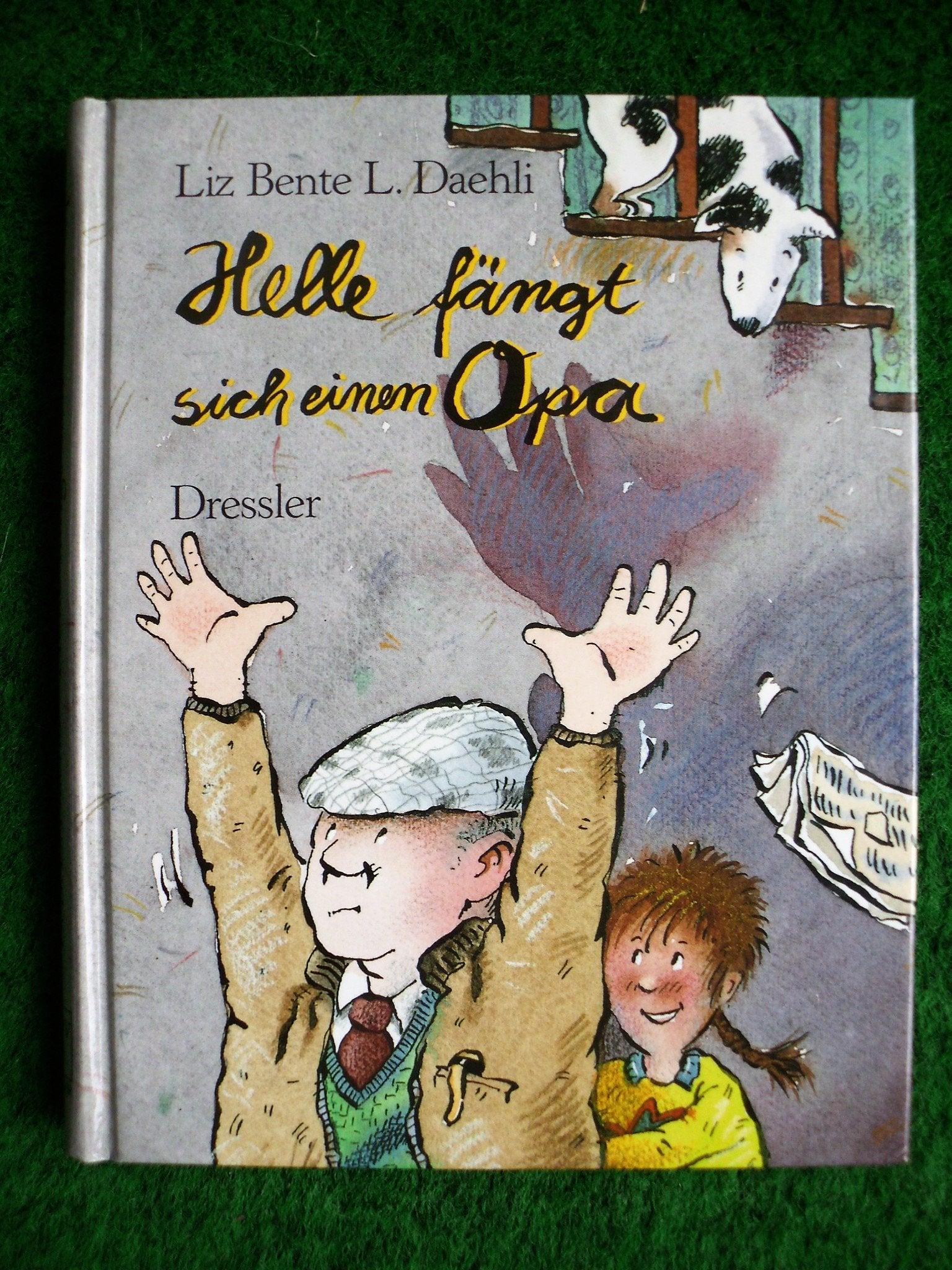 Product Image: Helle fängt sich einen Opa