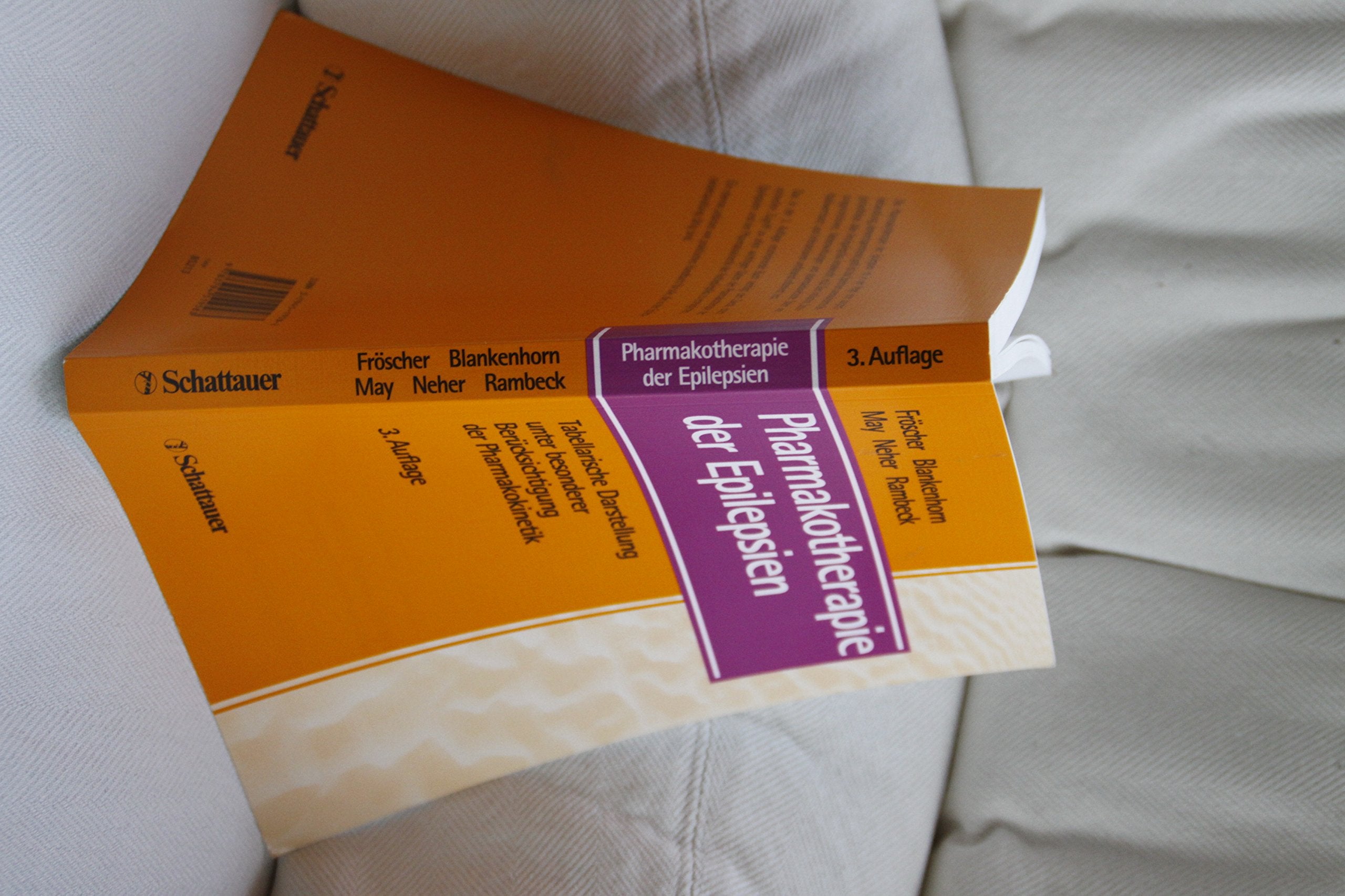 Pharmakotherapie der Epilepsien: Tabellarische Darstellung unter besonderer Berücksichtigung der Pharmakokinetik Medicine