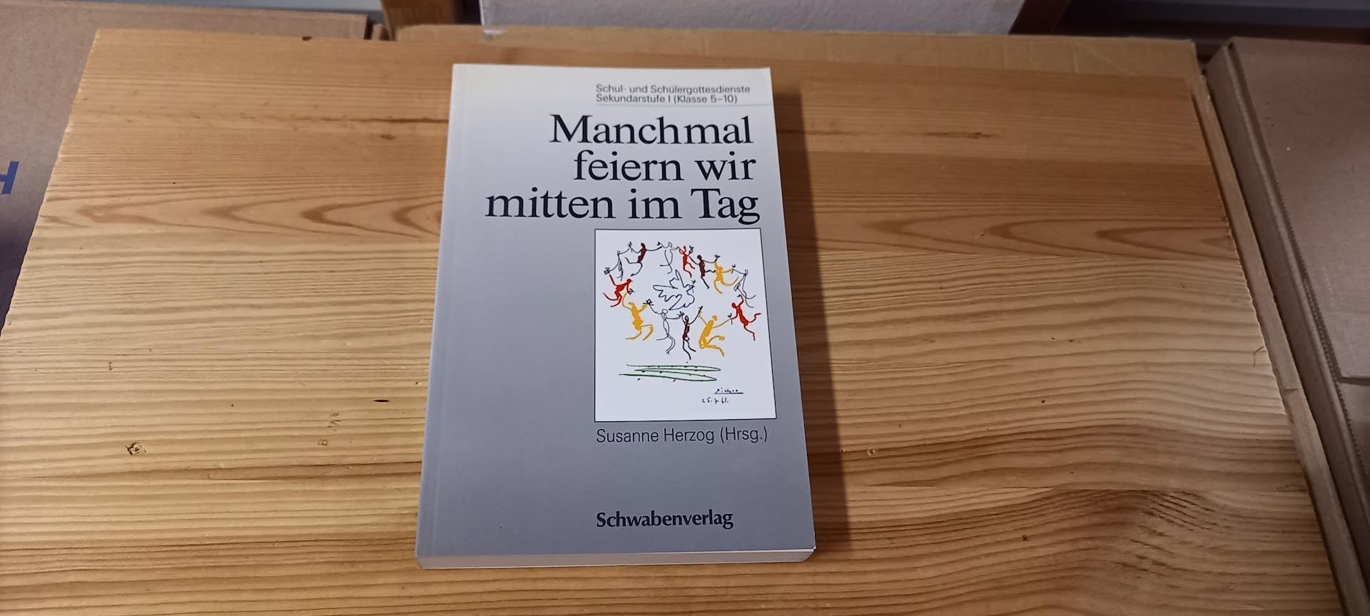 Manchmal feiern wir mitten im Tag Religion & Esotericism