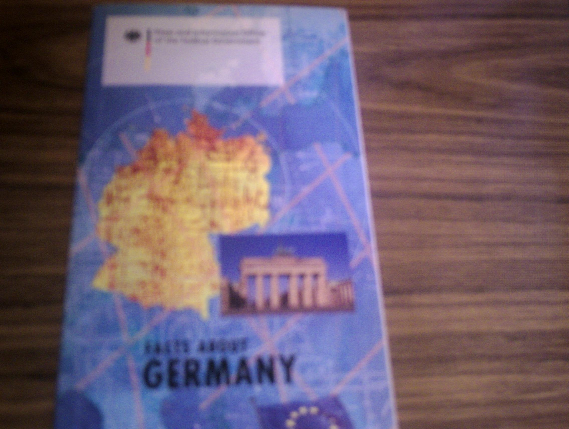 Facts about Germany 1997/1998 Social Sciences