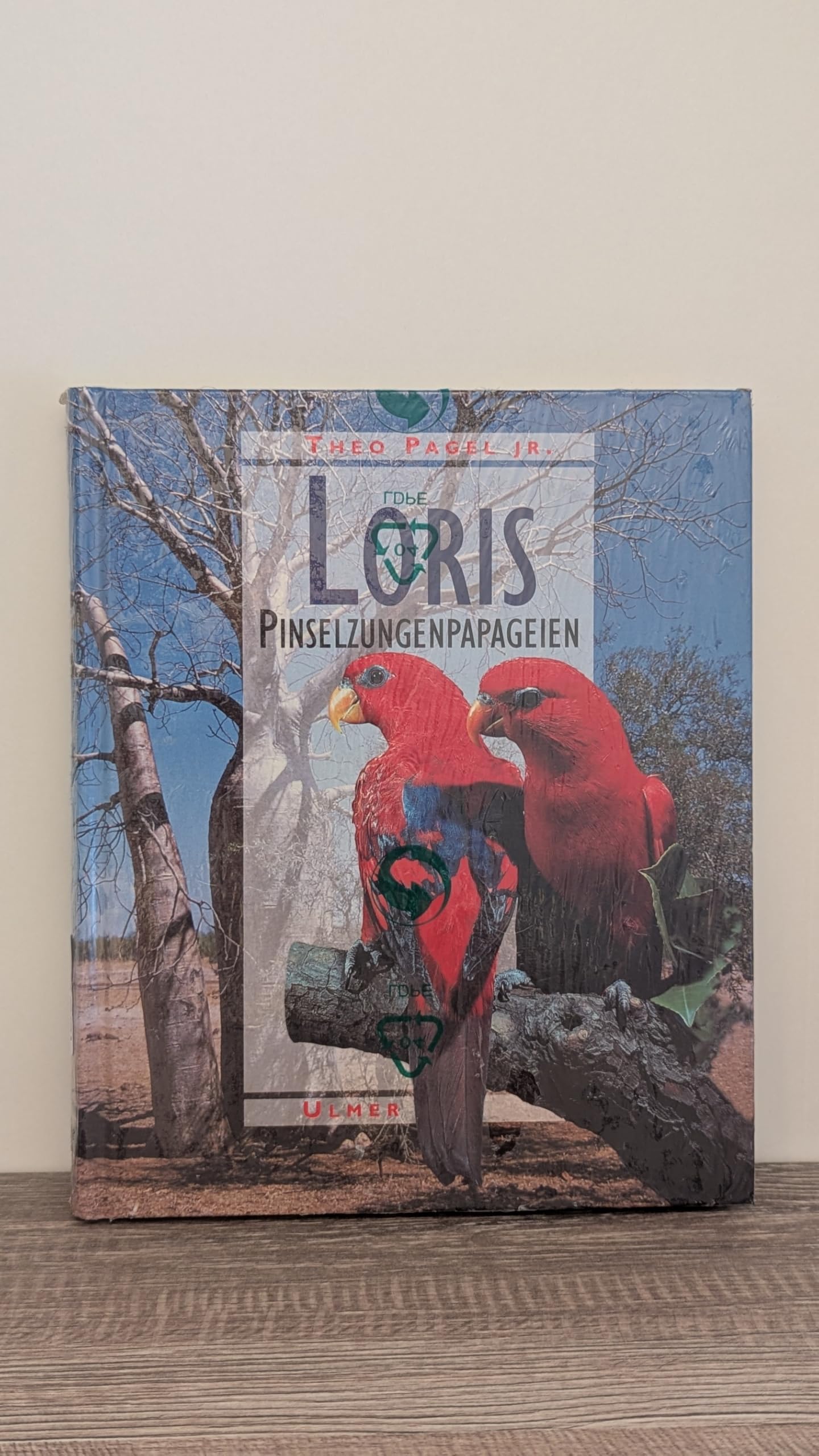 Loris Pets