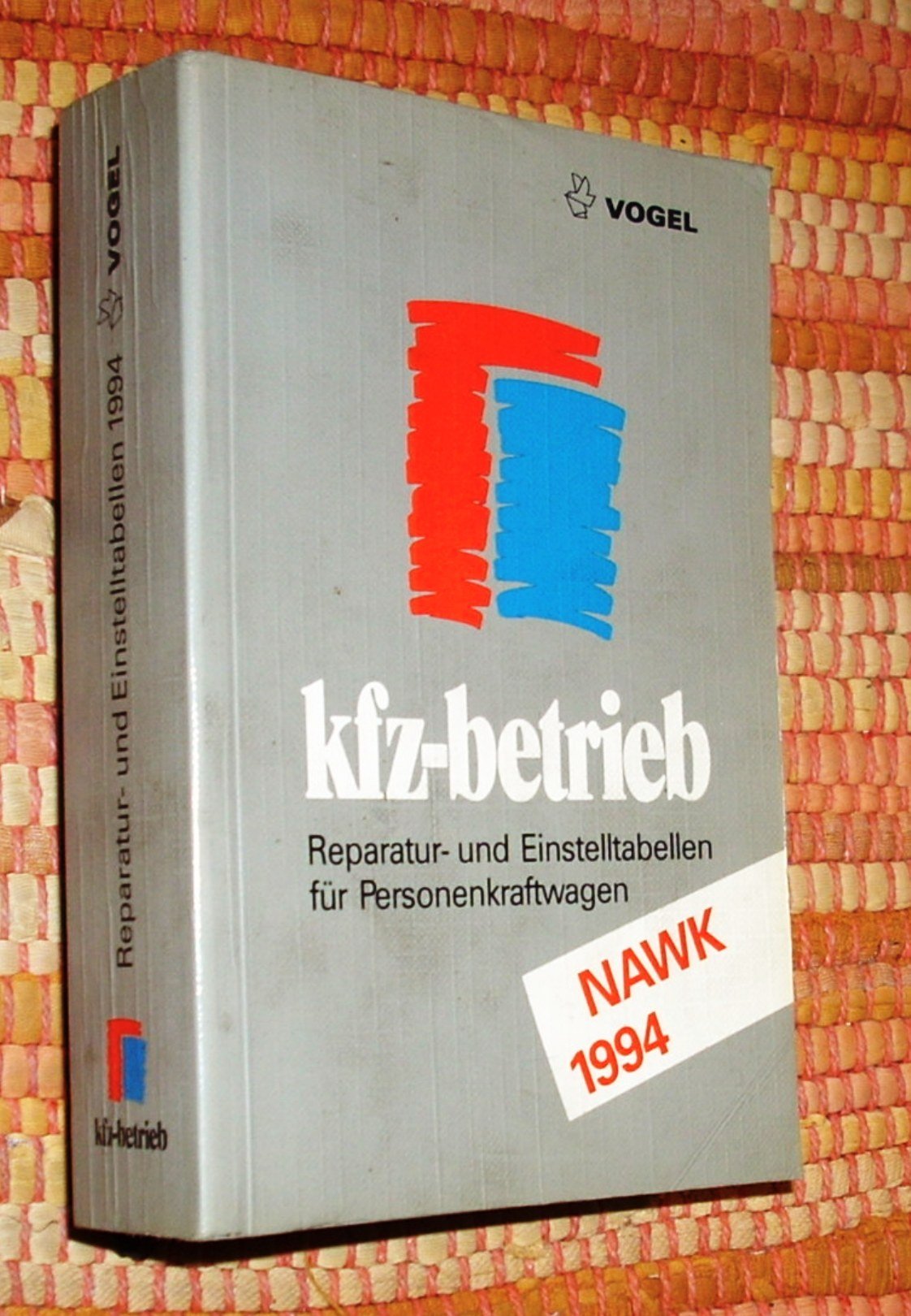 Reparatur- und Einstelltabellen für Personenwagen Business & Technology