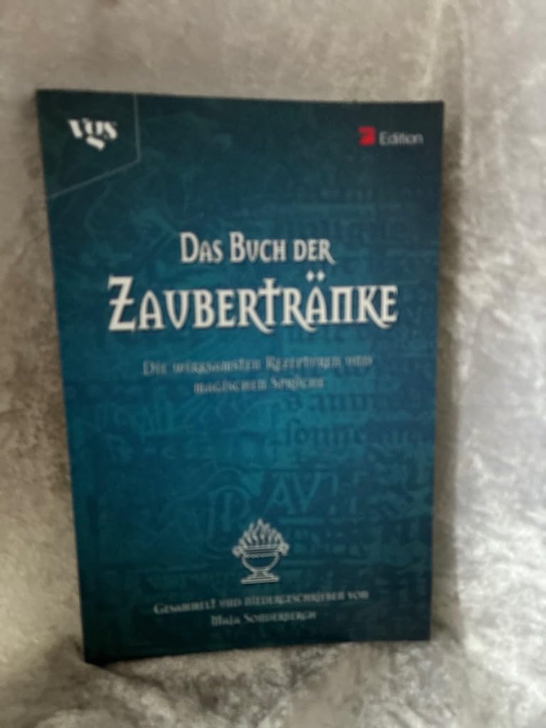 Das Buch der Zaubertränke: Die besten Rezepturen und magischen Sprüche Books