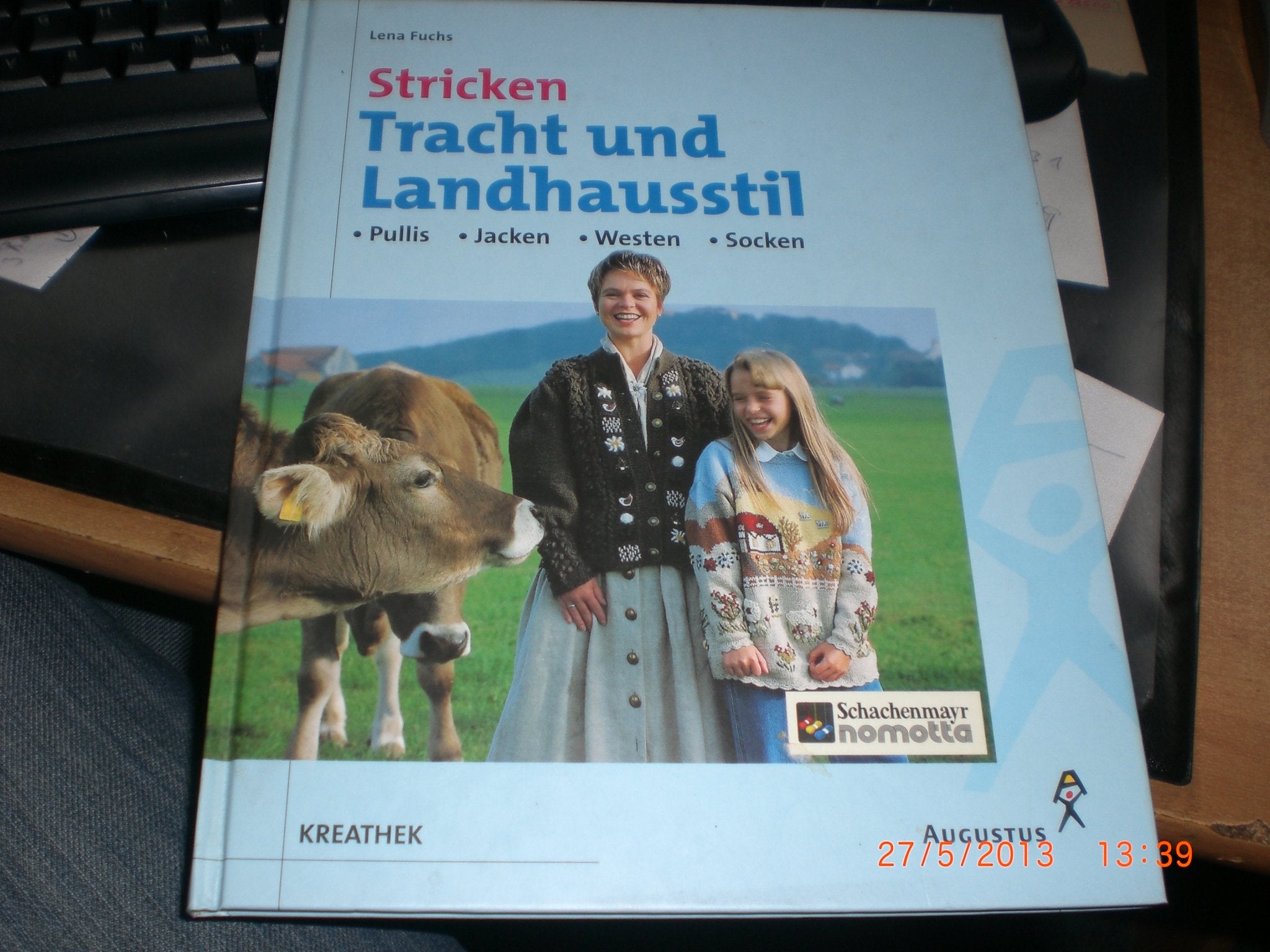 Stricken, Tracht und Landhausstil Hobbies & Crafts