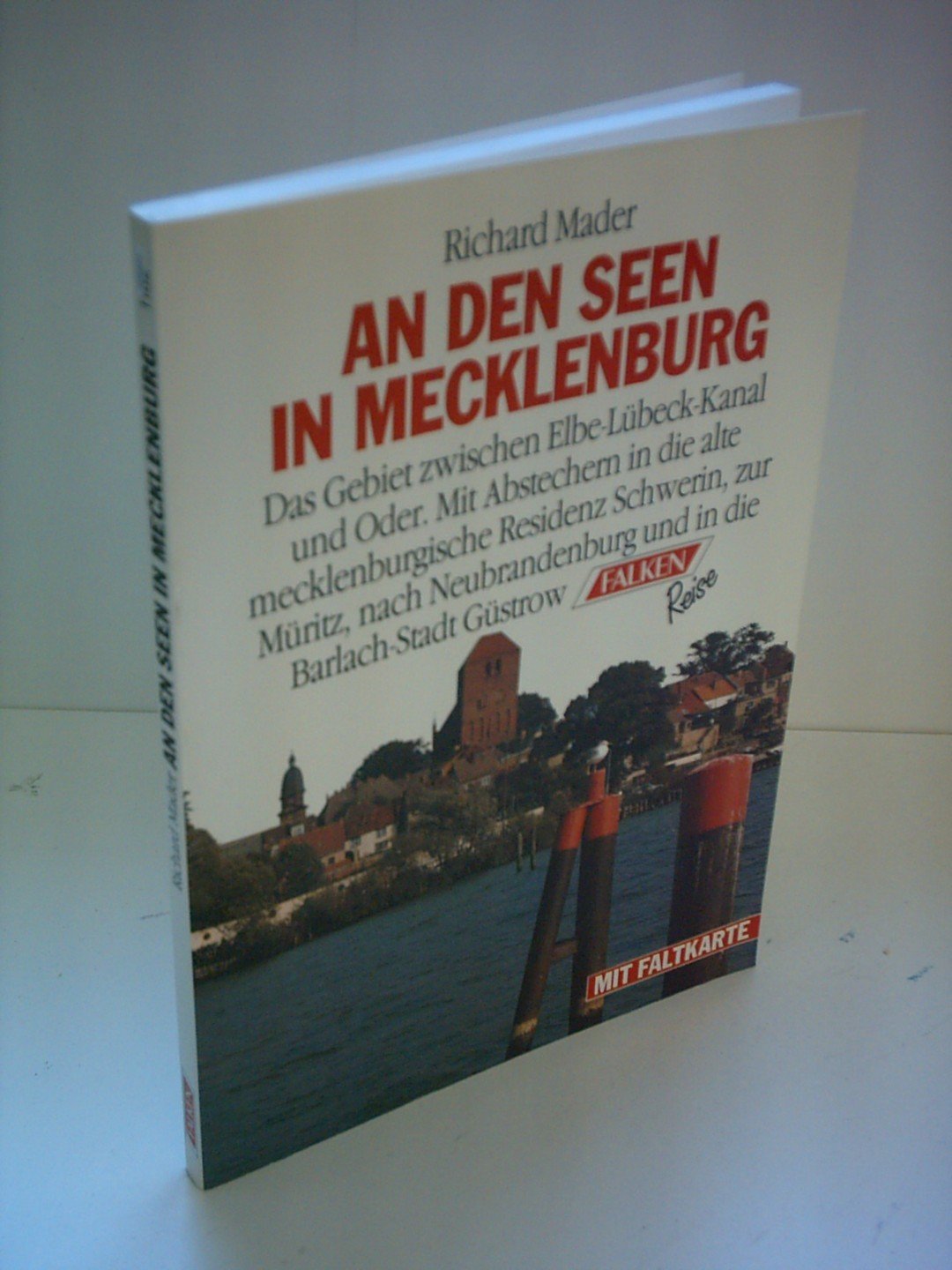 An den Seen in Mecklenburg Travel