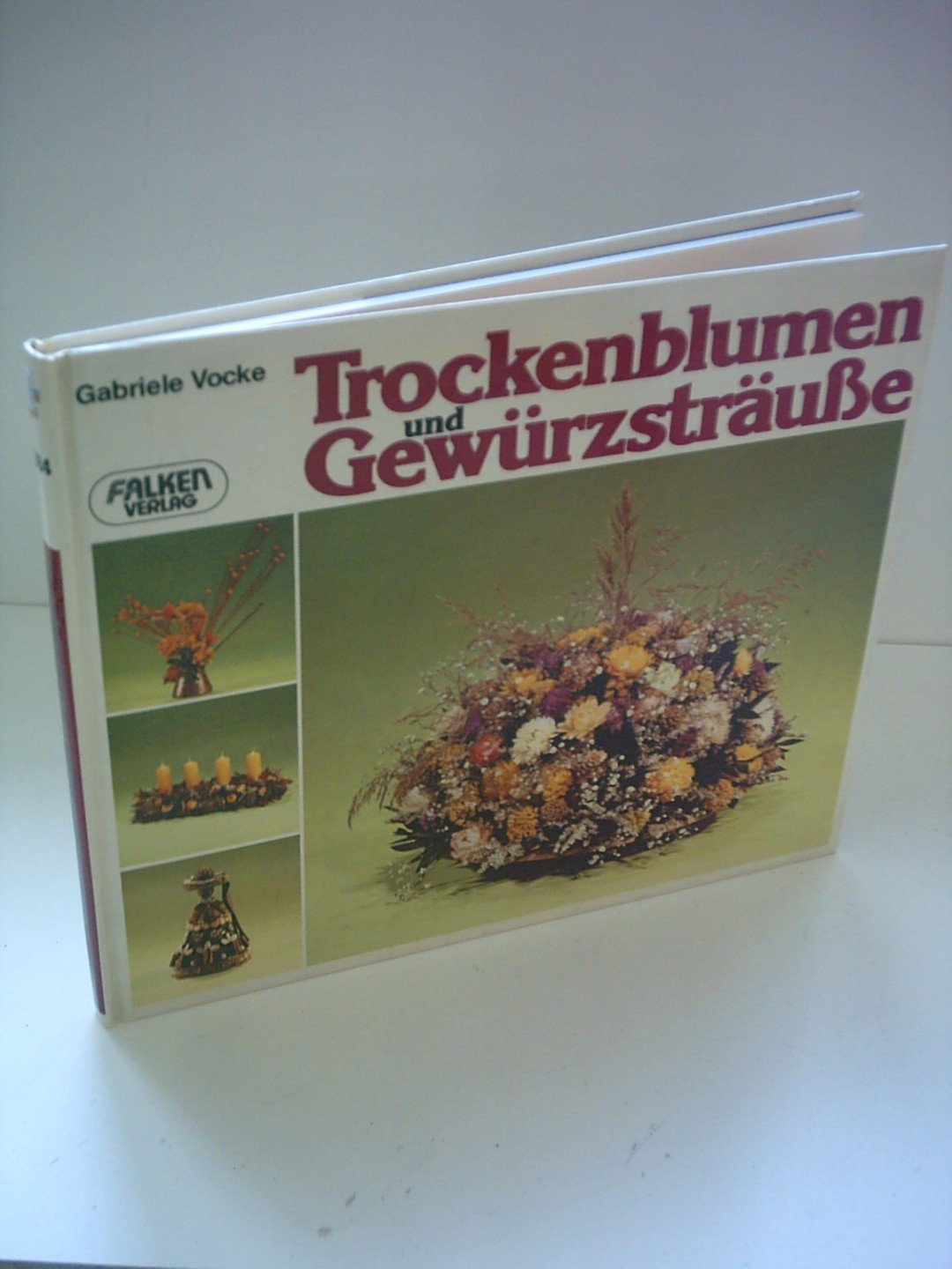 Trockenblumen und Gewürzsträuße. Hobbies & Crafts
